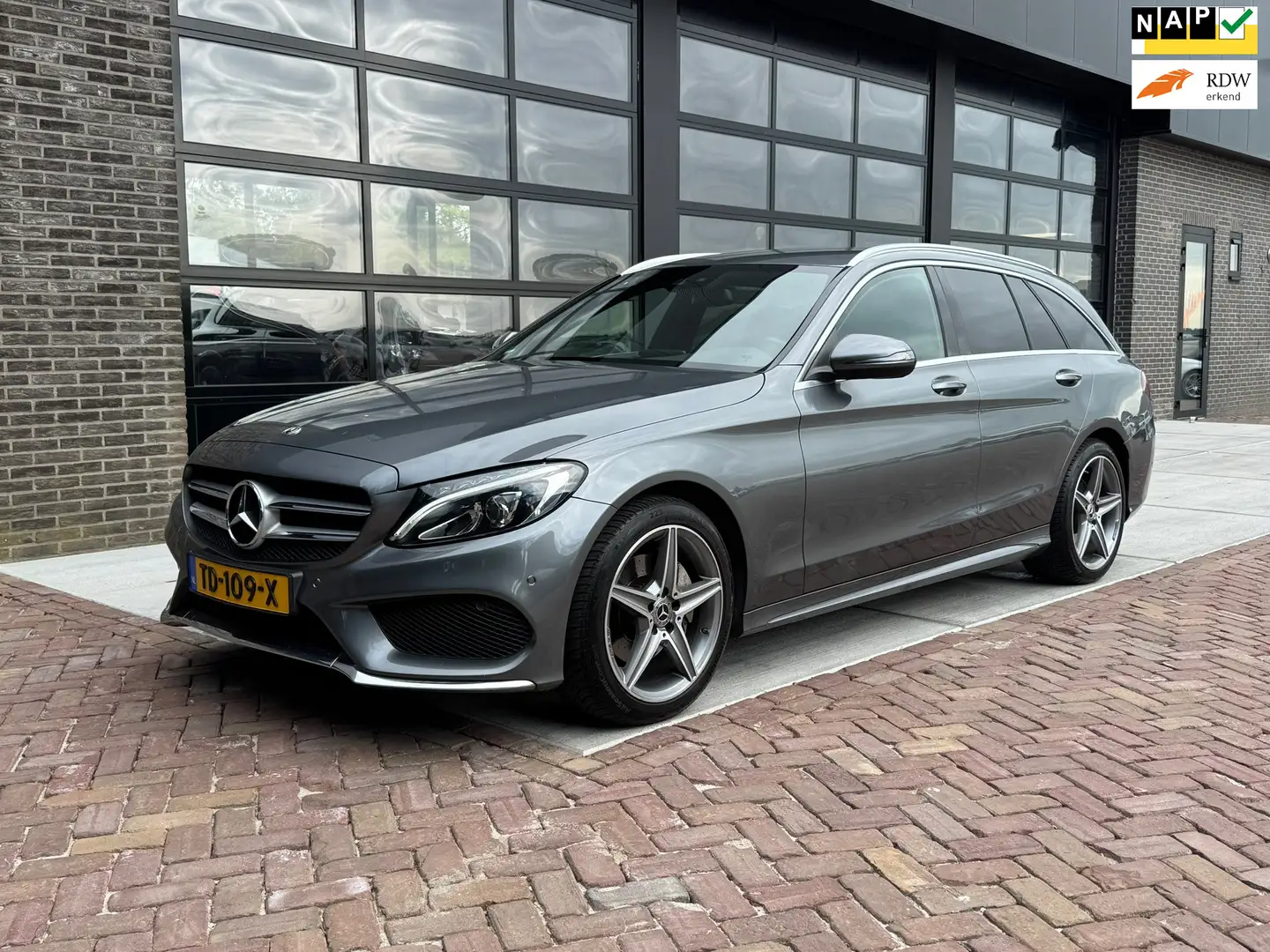 Mercedes-Benz C 200 Estate Prestige | AMG | Autm | Leer | Xenon | Came Gris - 1