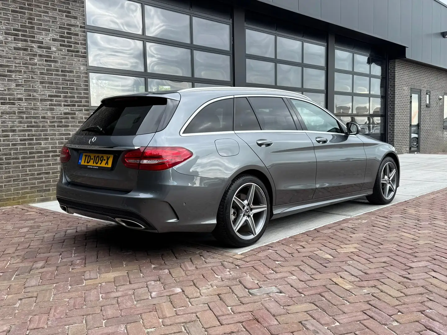 Mercedes-Benz C 200 Estate Prestige | AMG | Autm | Leer | Xenon | Came Gris - 2