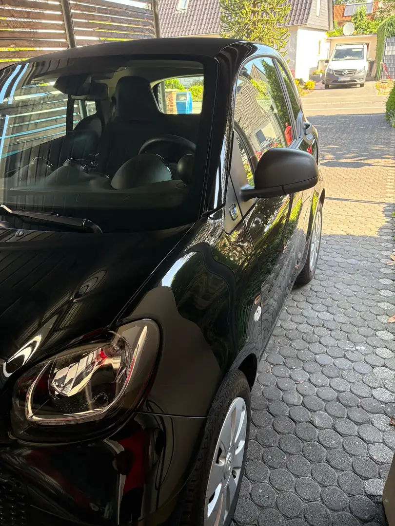 smart forTwo smart fortwo coupe electric drive coupe EQ Schwarz - 2