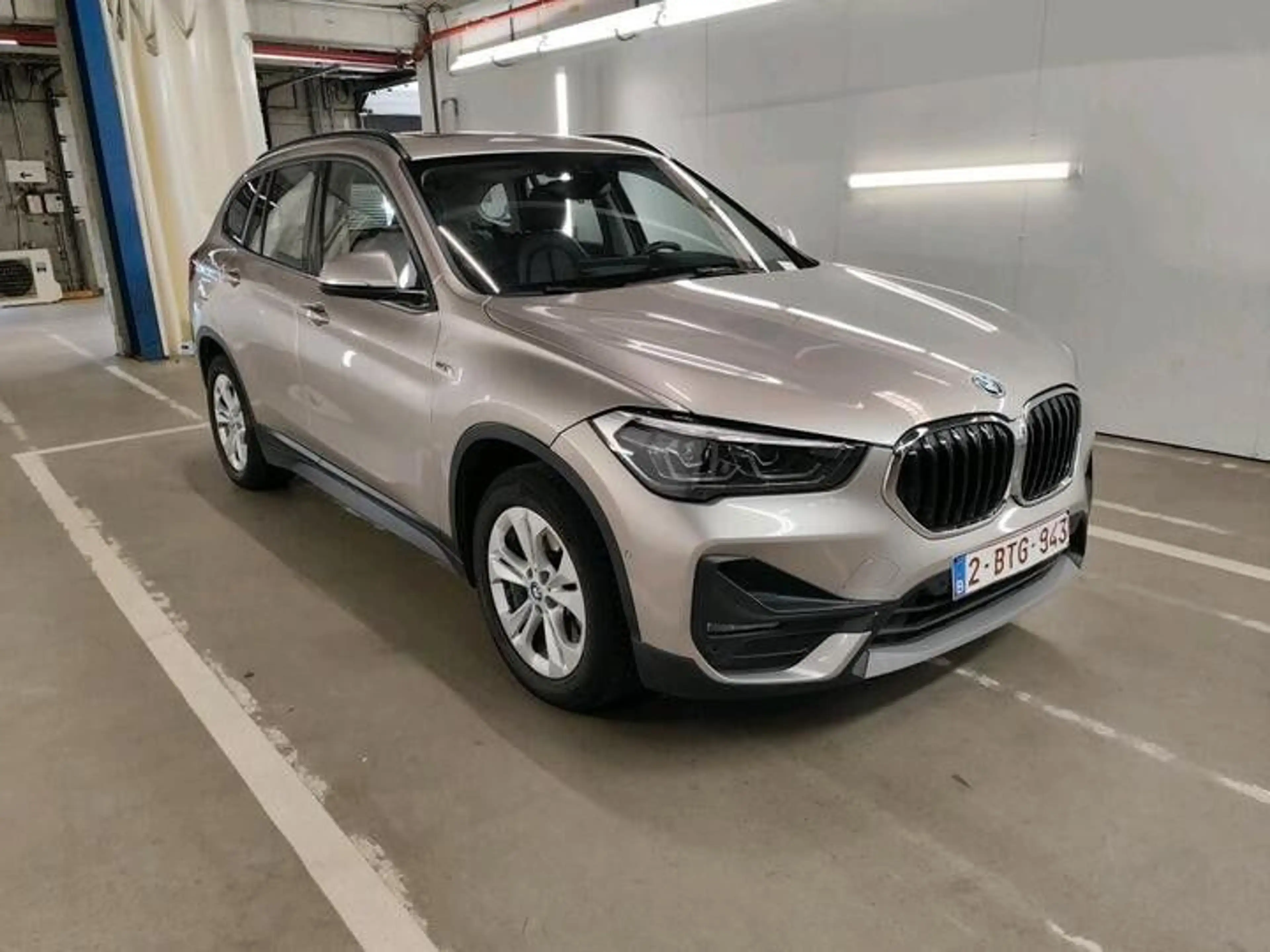 BMW X1 xDrive 25e*PANORAMA*LEDER*LED*Head-Up Displ — photo 2