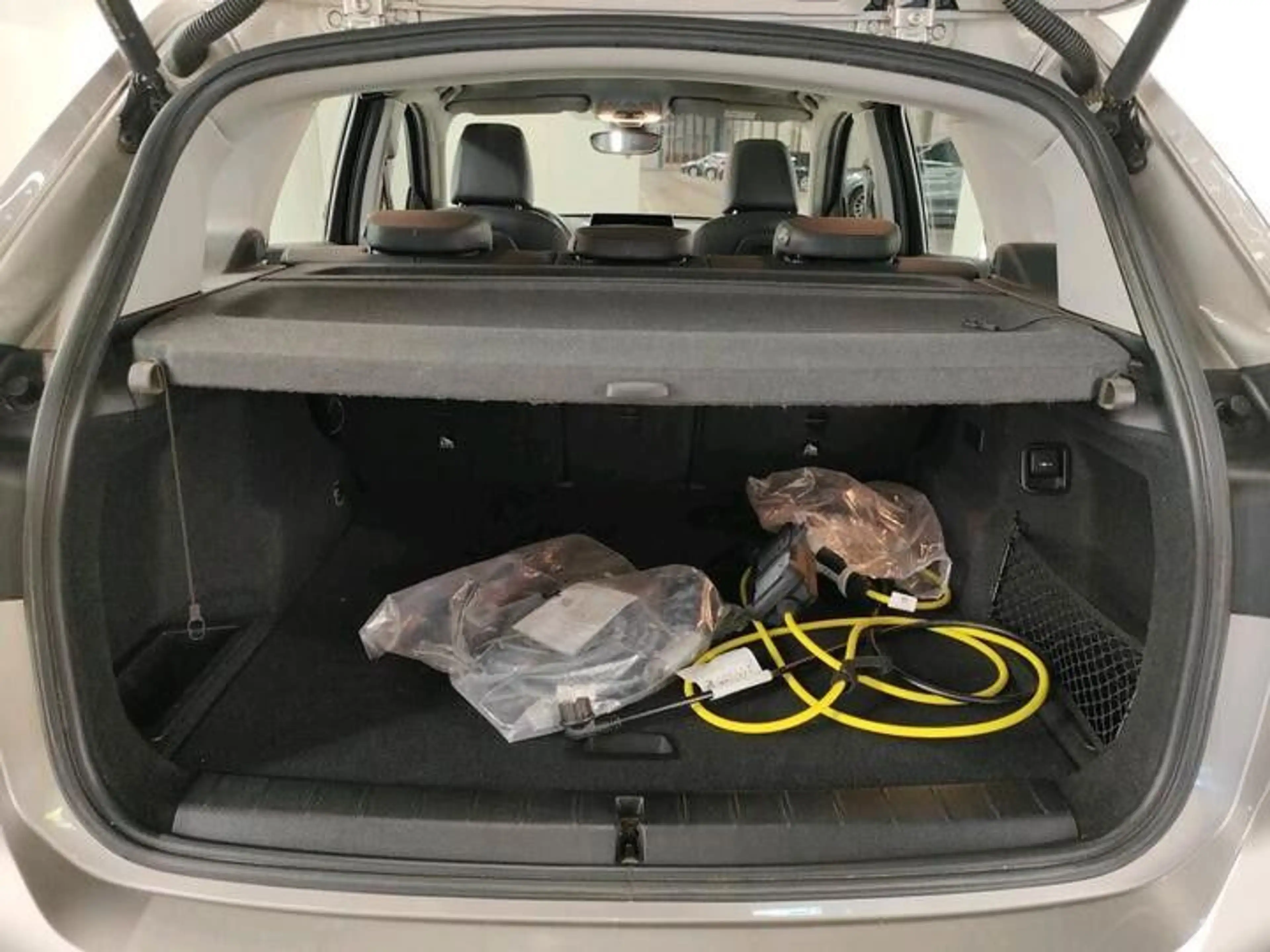 BMW X1 xDrive 25e*PANORAMA*LEDER*LED*Head-Up Displ — photo 8