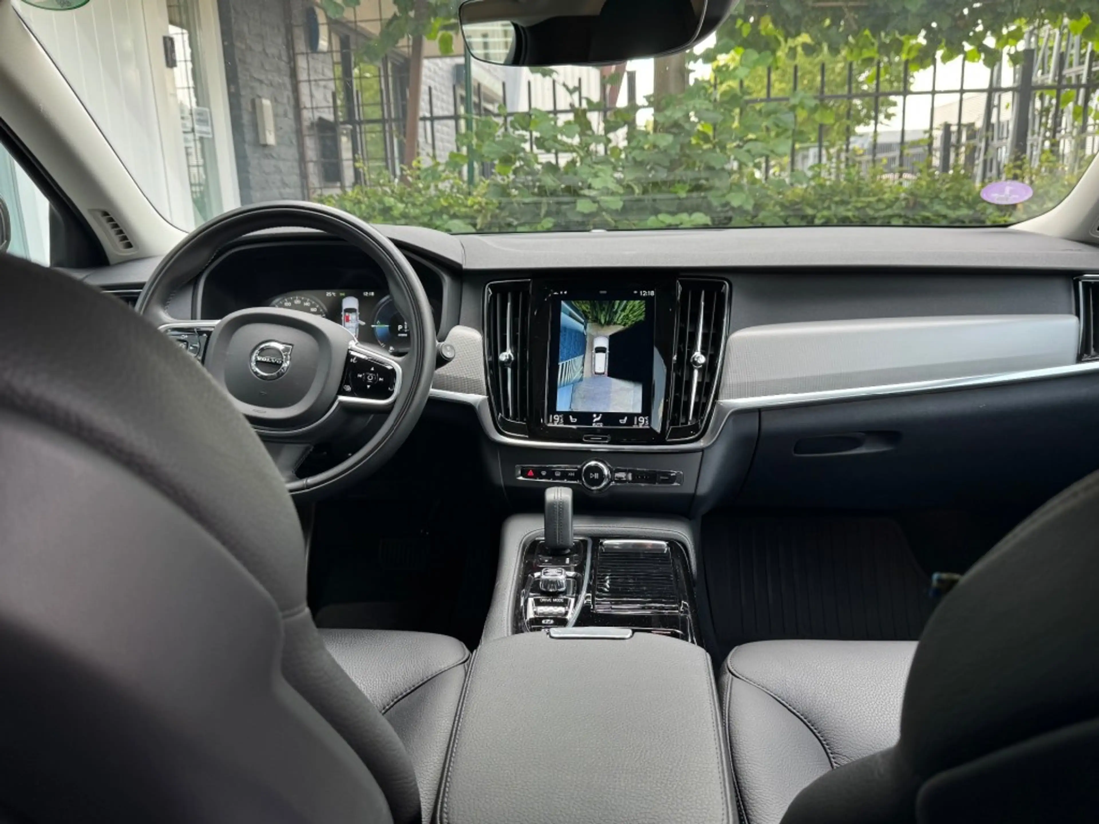Volvo V90 2.0 T-6 Recharge 340pk AWD Inscription + Leder + 3 — photo 12