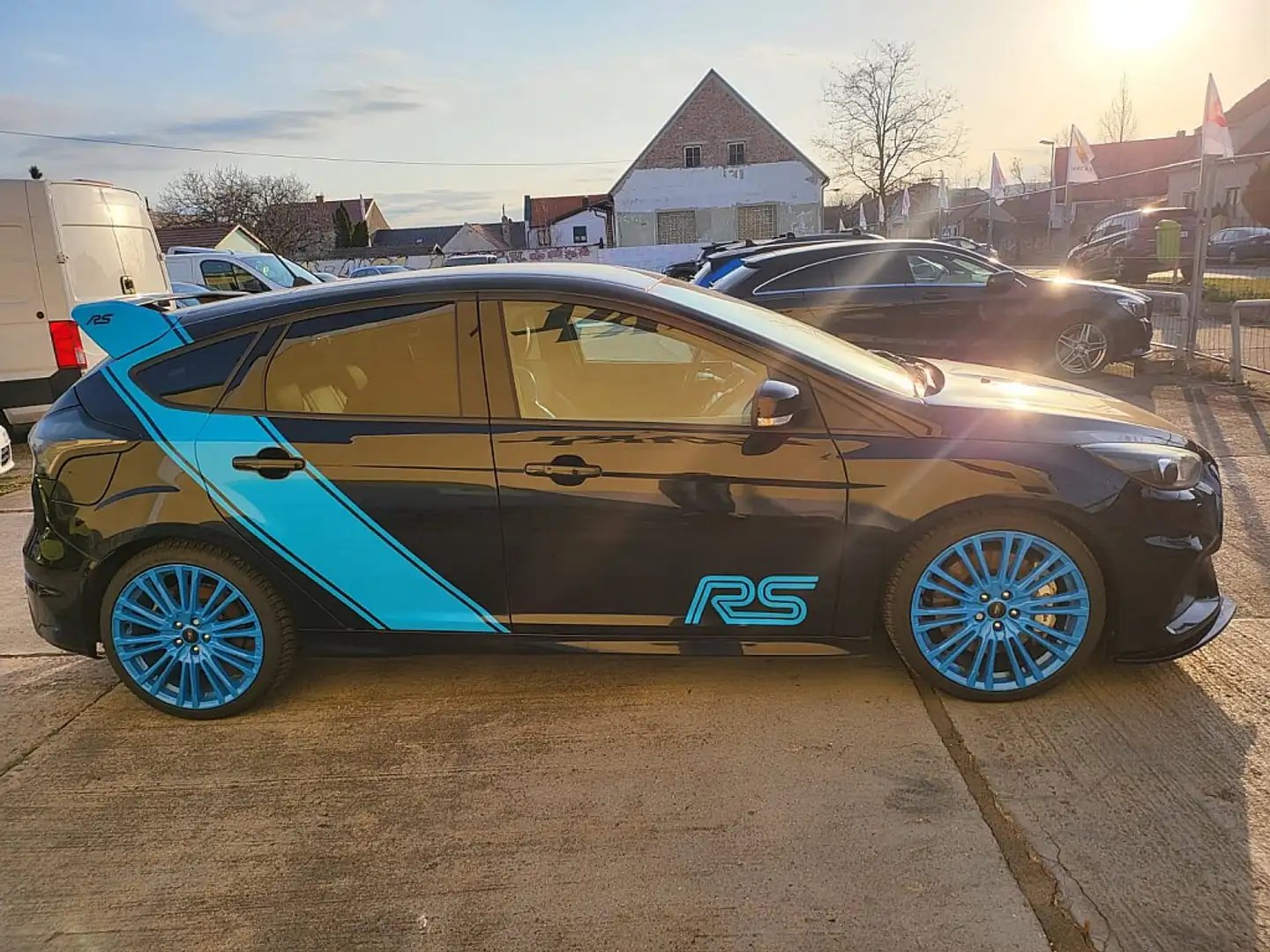 Ford Focus 2,3 EcoBoost AWD RS Noir - 2
