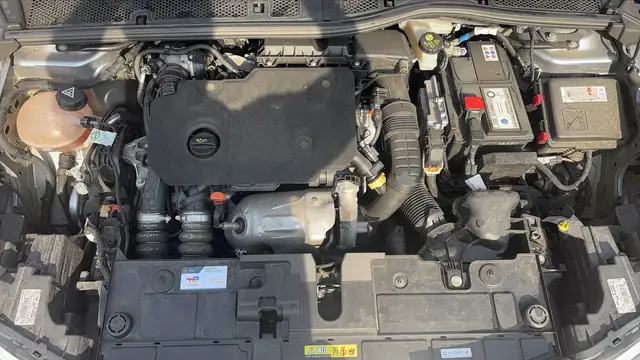 Citroen C4 view 15