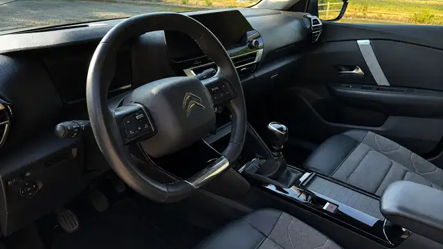 Citroen C4 view 8