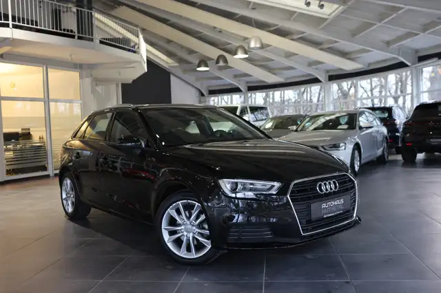 Audi A3 SPORTBACK 1,0 TFSI NAVI   EINPARKHILFE