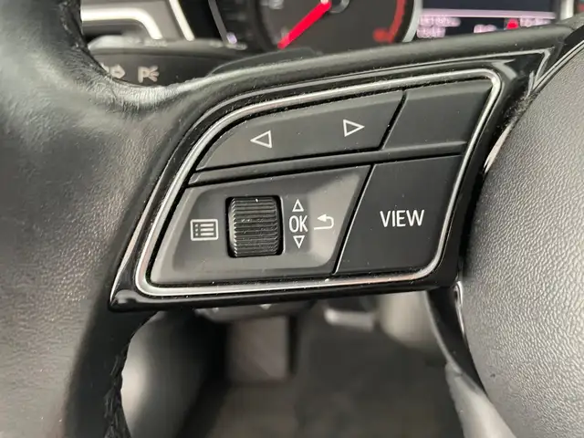Audi A4 view 14