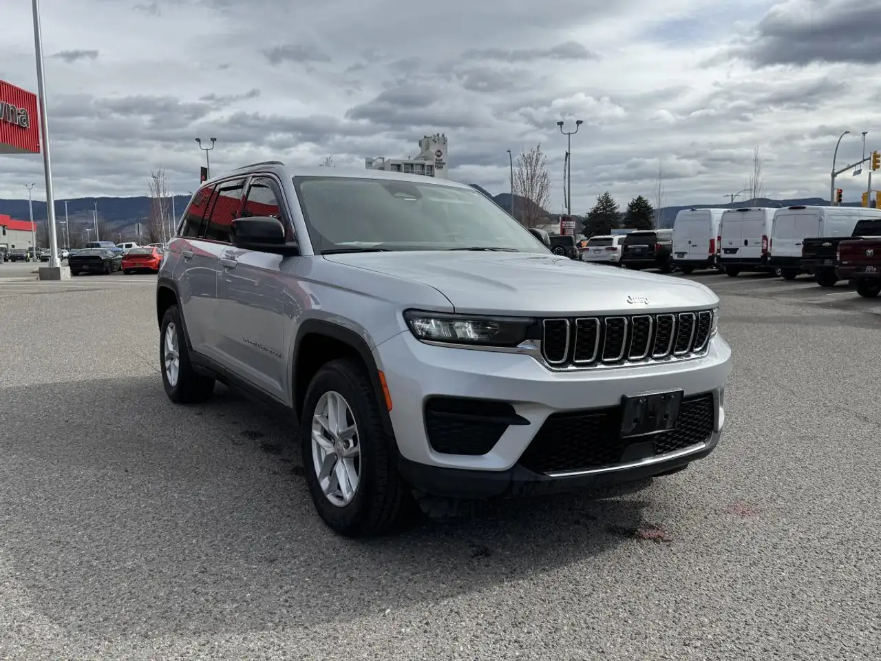 Jeep Grand Cherokee снимка Jeep Grand Cherokee
