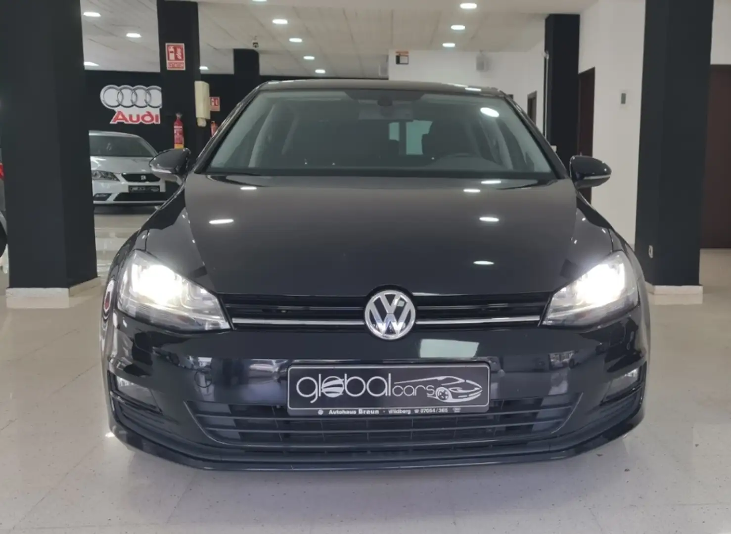 Volkswagen Golf 2.0TDI CR BMT Sport 150 Negro - 1