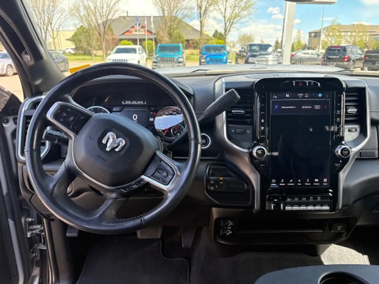RAM 3500 снимка RAM 3500