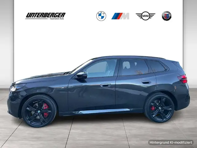 BMW X3 M view 3