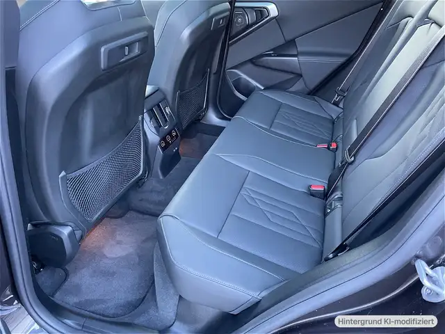 BMW X3 M view 11