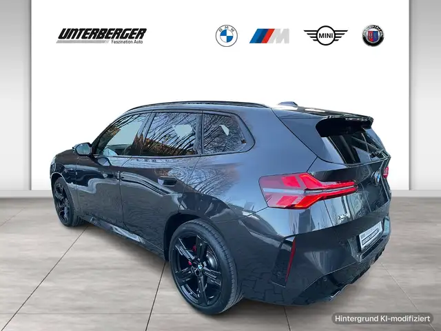 BMW X3 M view 4