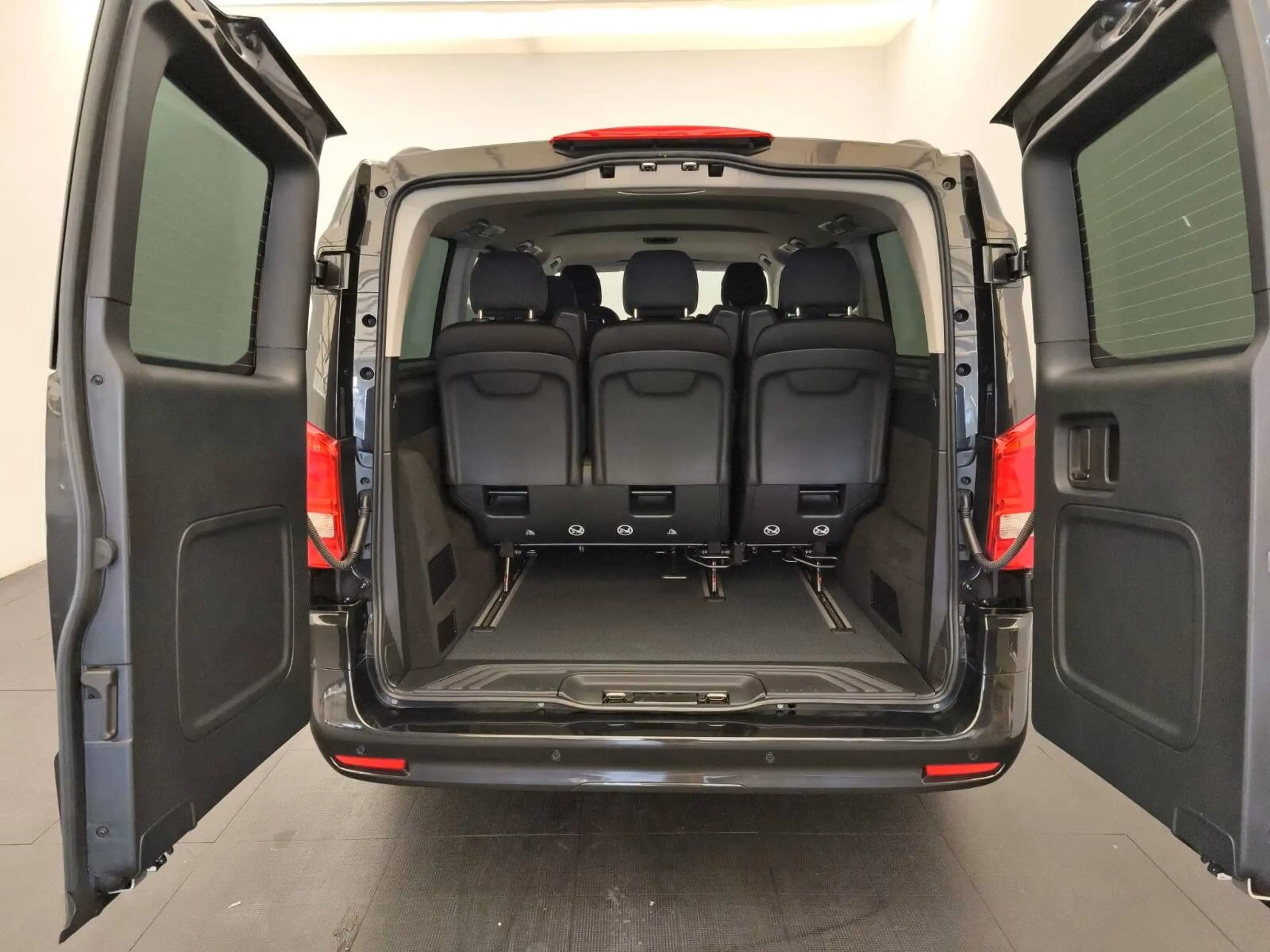 Mercedes-Benz Vito 116 TOURER L2 8 ZIT MULTIBEAM CAMERA STANDVERW. DISTRONIC — photo 5