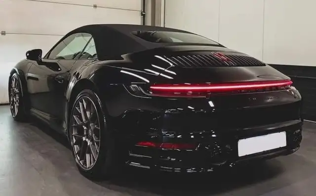 Porsche 992 Carrera 4S Cabriolet PDK