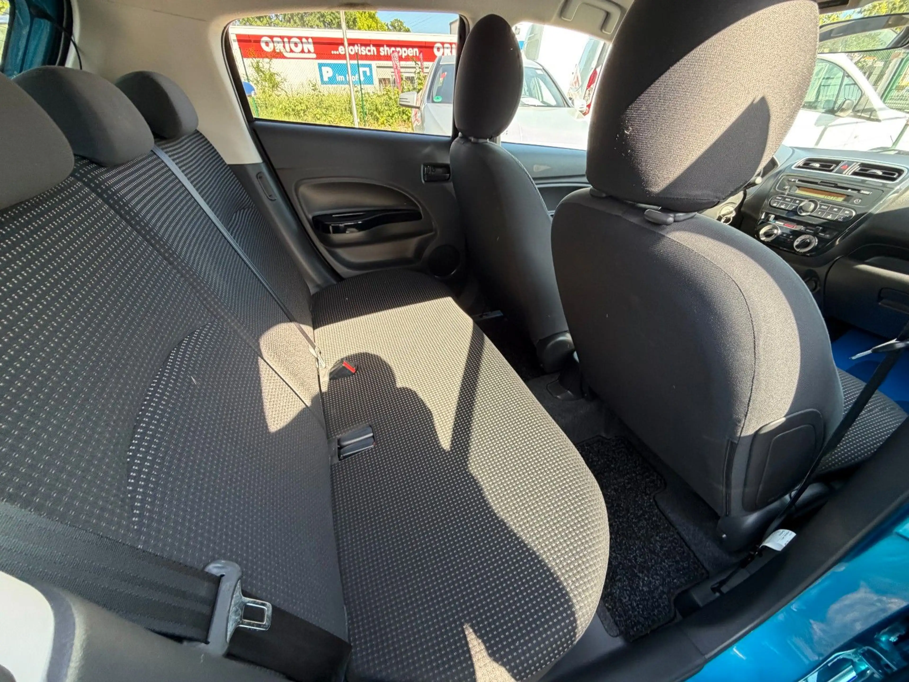 Mitsubishi Space Star Diamant*2.HD*Klima*SHZ*27.TKM*TÜV NEU — photo 12