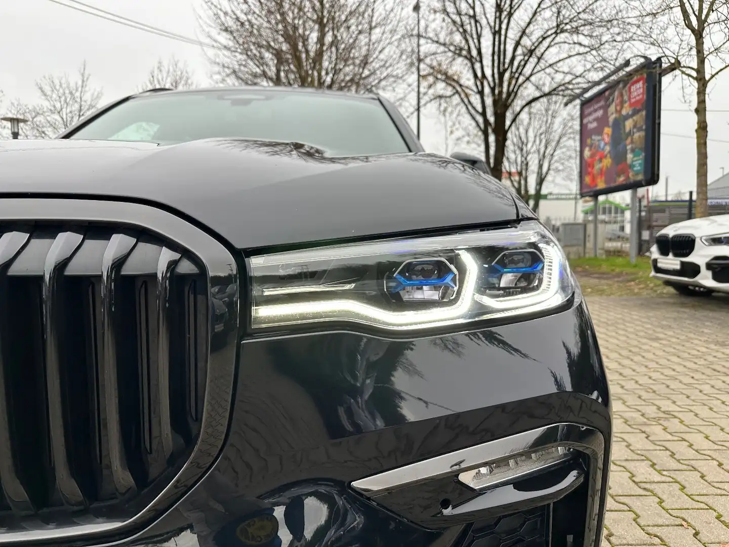 BMW X7 xDrive 40 d MSport*WinterP*Panorama*ACC*Laser Noir - 2