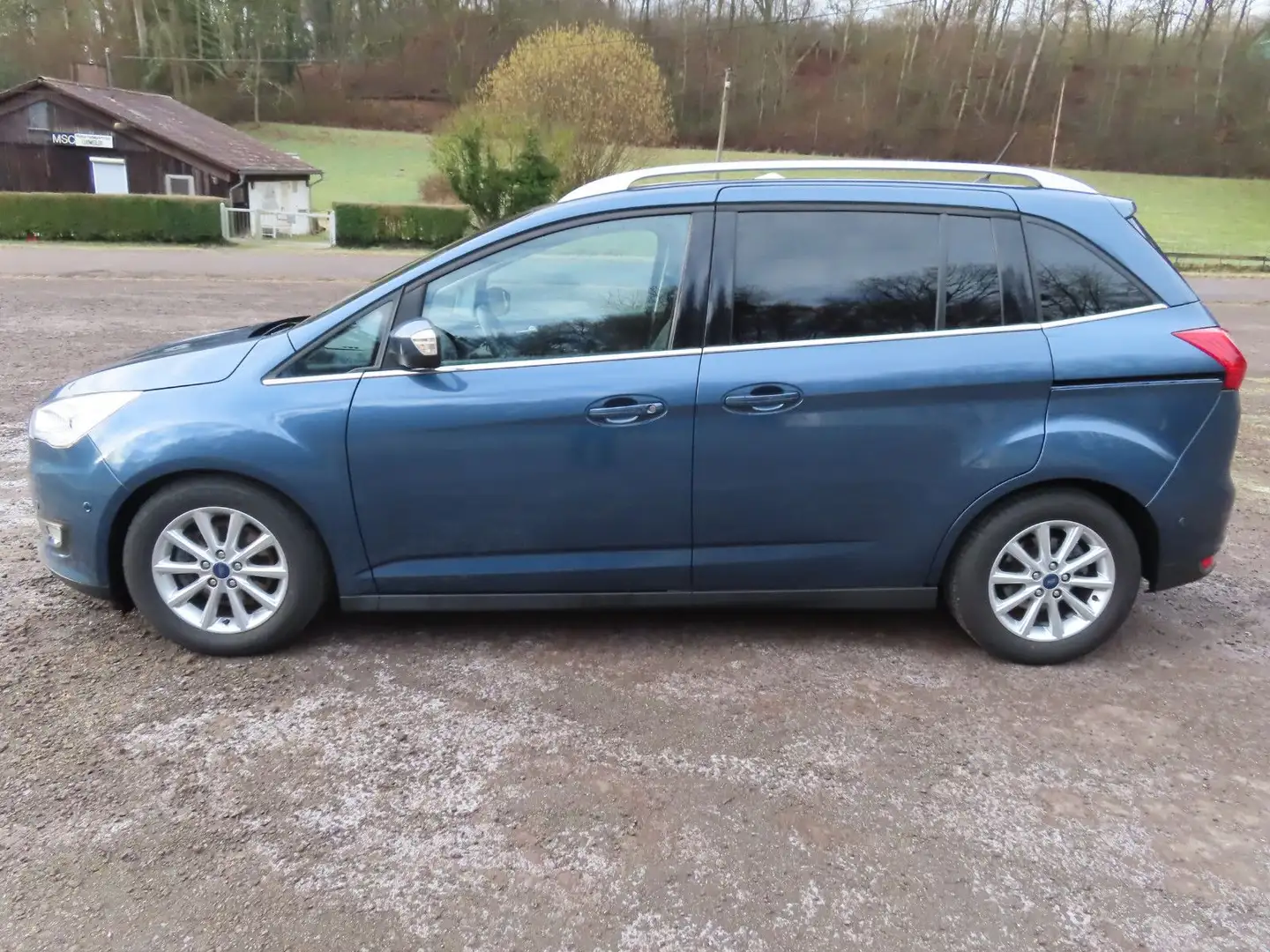 Ford Grand C-Max Grand C-MAX Titanium 7-Sitzer TDCI Bleu - 2
