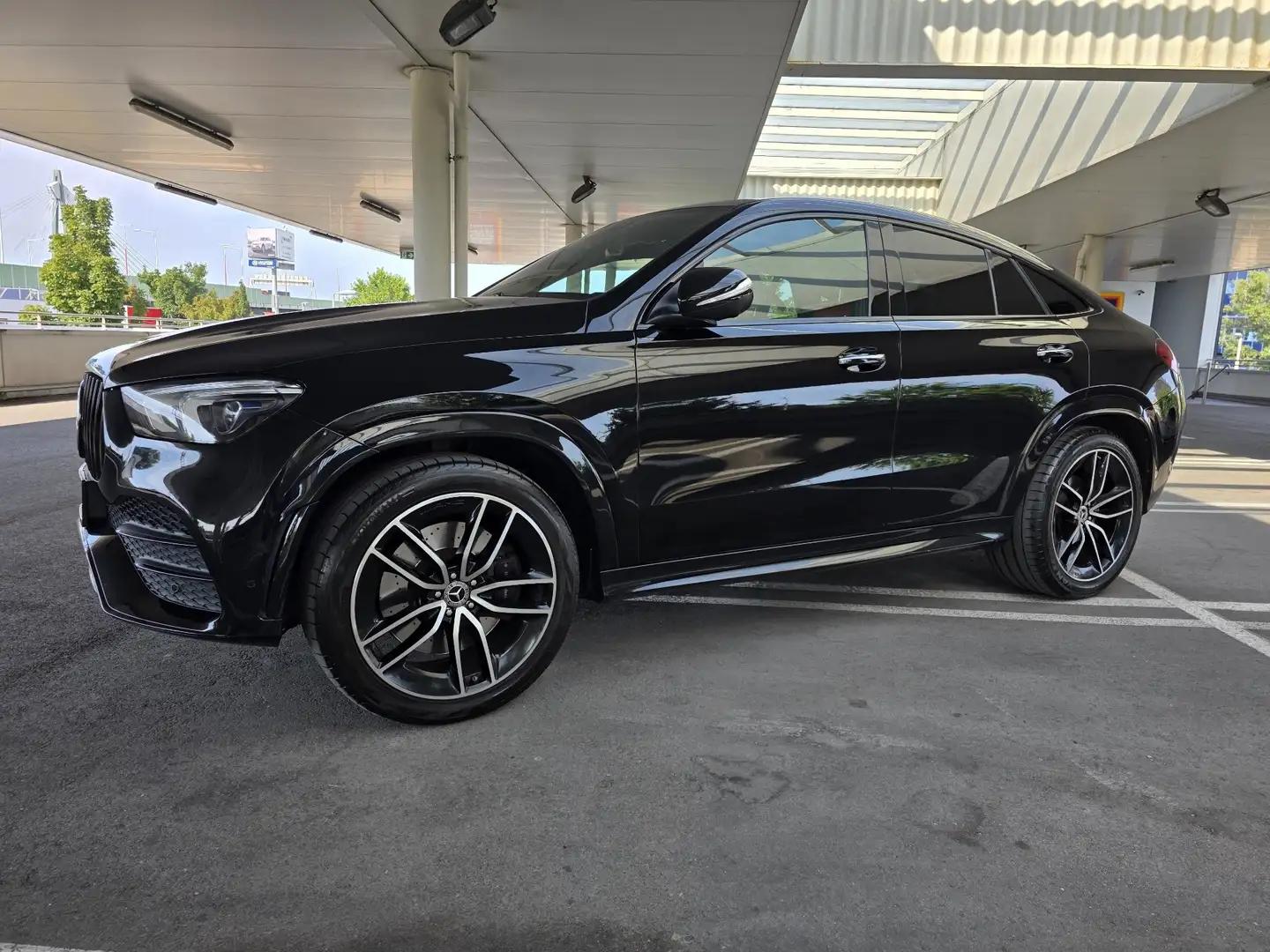 Mercedes-Benz GLE 350 d Coupé 4MATIC Aut. 6 Zylinder Schwarz - 2