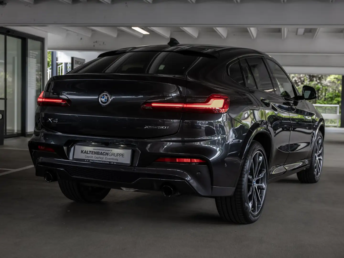 BMW X4 xDrive 30i M-Sportpaket AHK HUD LED W-LAN Grigio - 2
