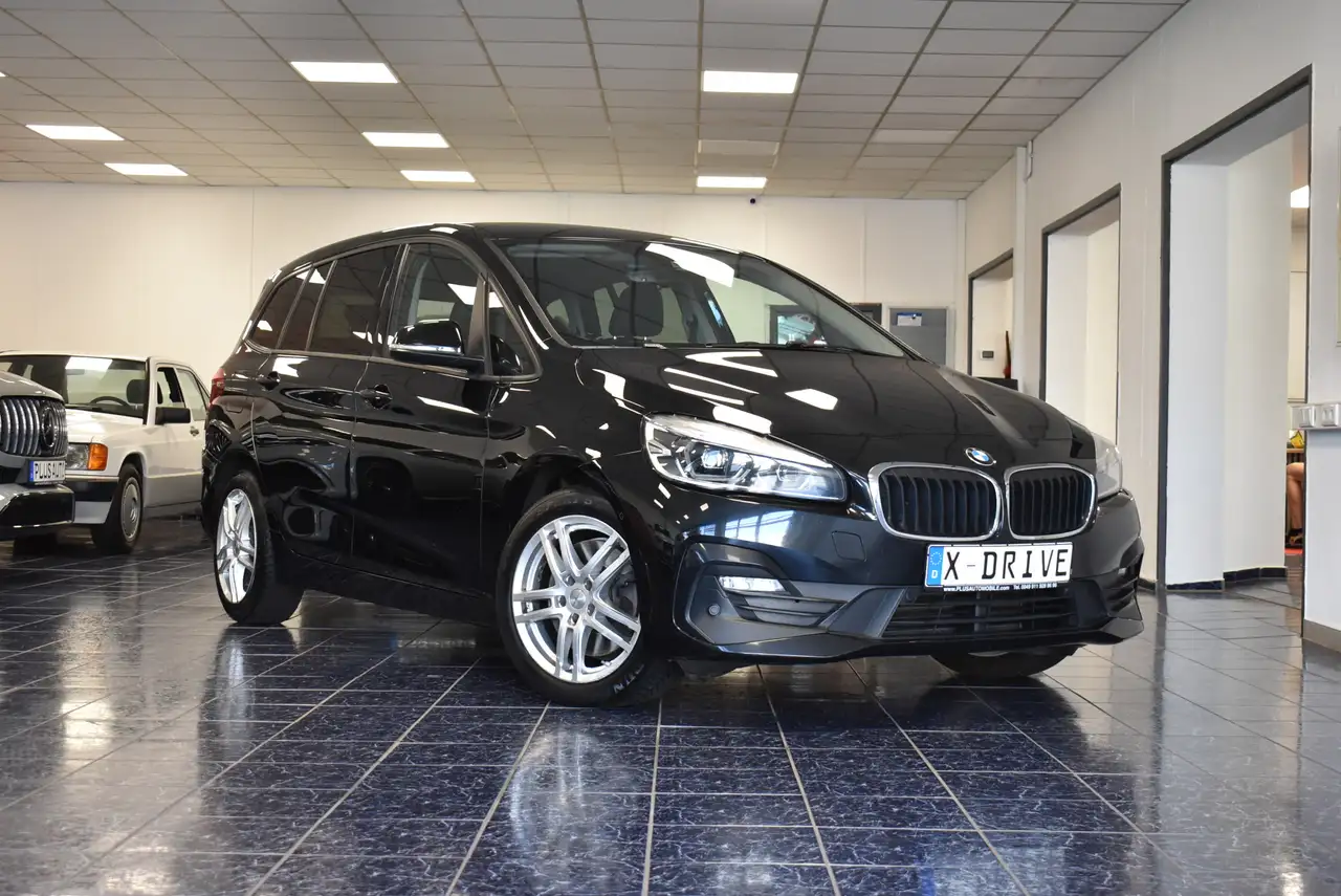 BMW 218