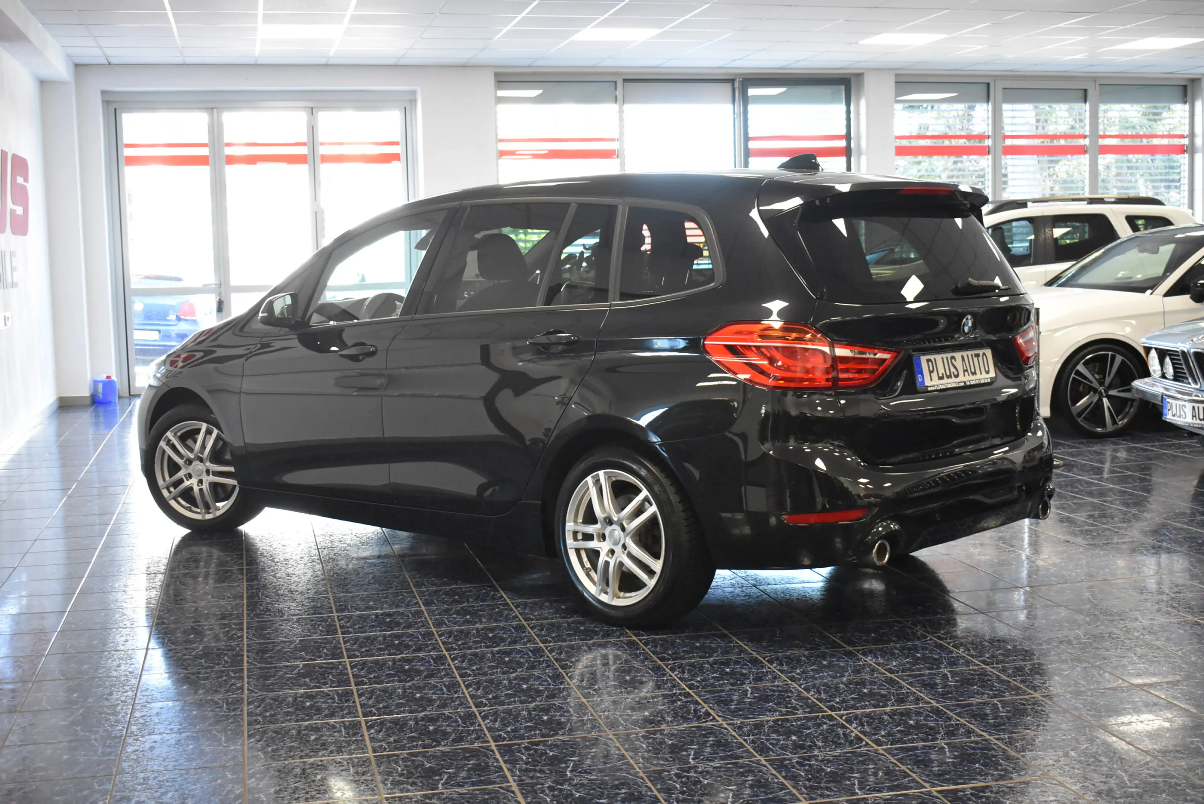 BMW 218 xDrive Aut. Navi LED Head-Up PDC — photo 2