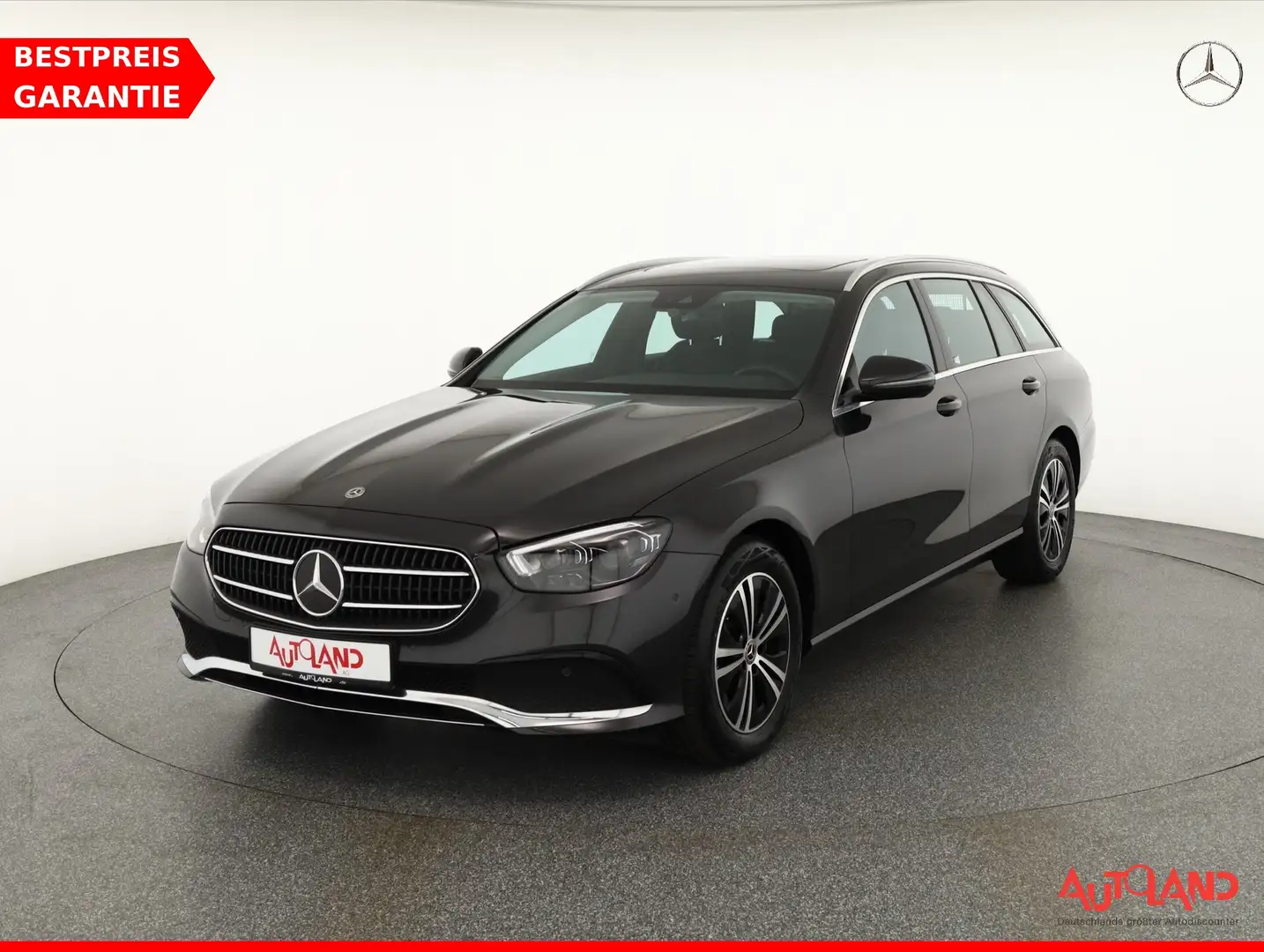 Mercedes-Benz E 300 E300d T Avantgarde 4Matic LED Leder Widescreen Gris - 1