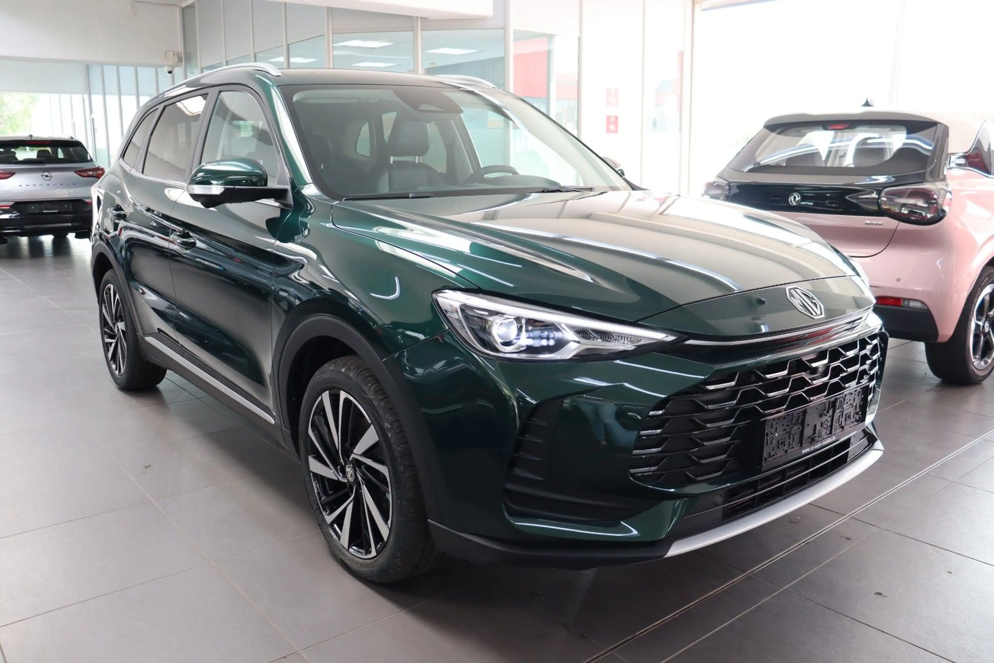 MG ZS 1.5 Hybrid+ Luxury 360°Navi,Totwinkel SOFORT — photo 3