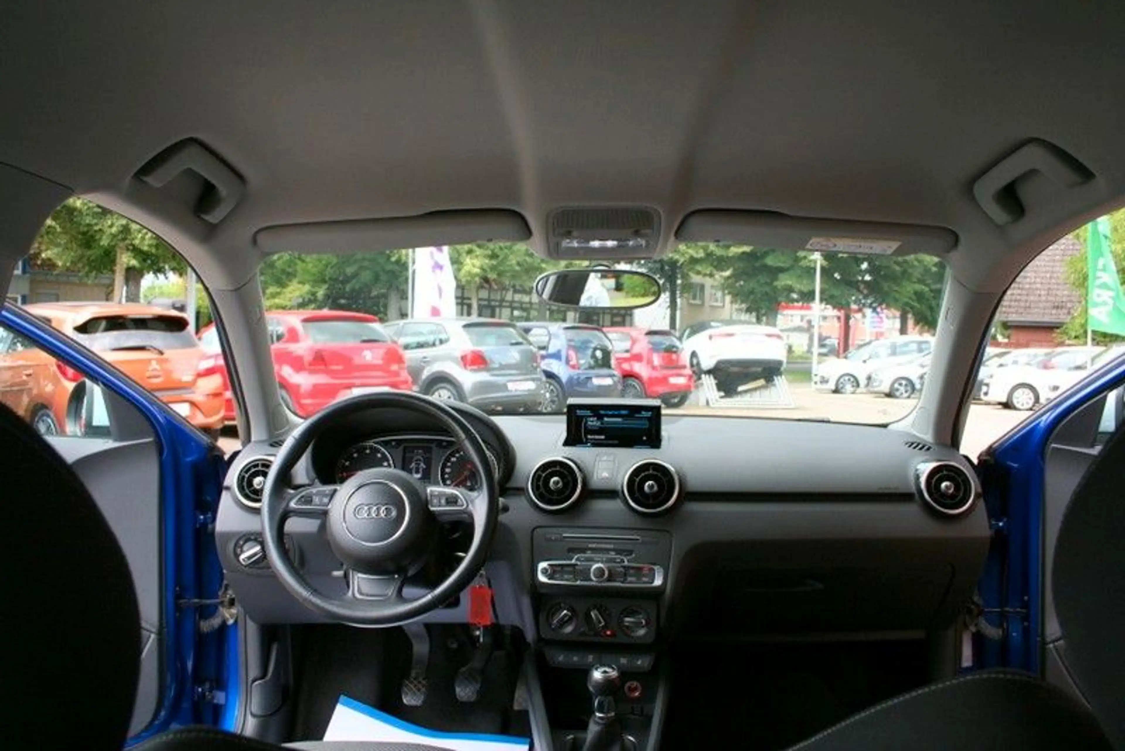 Audi A1 Sportback sport+36.900 KM+S-Line+Navi+PDC+EU6 — photo 7
