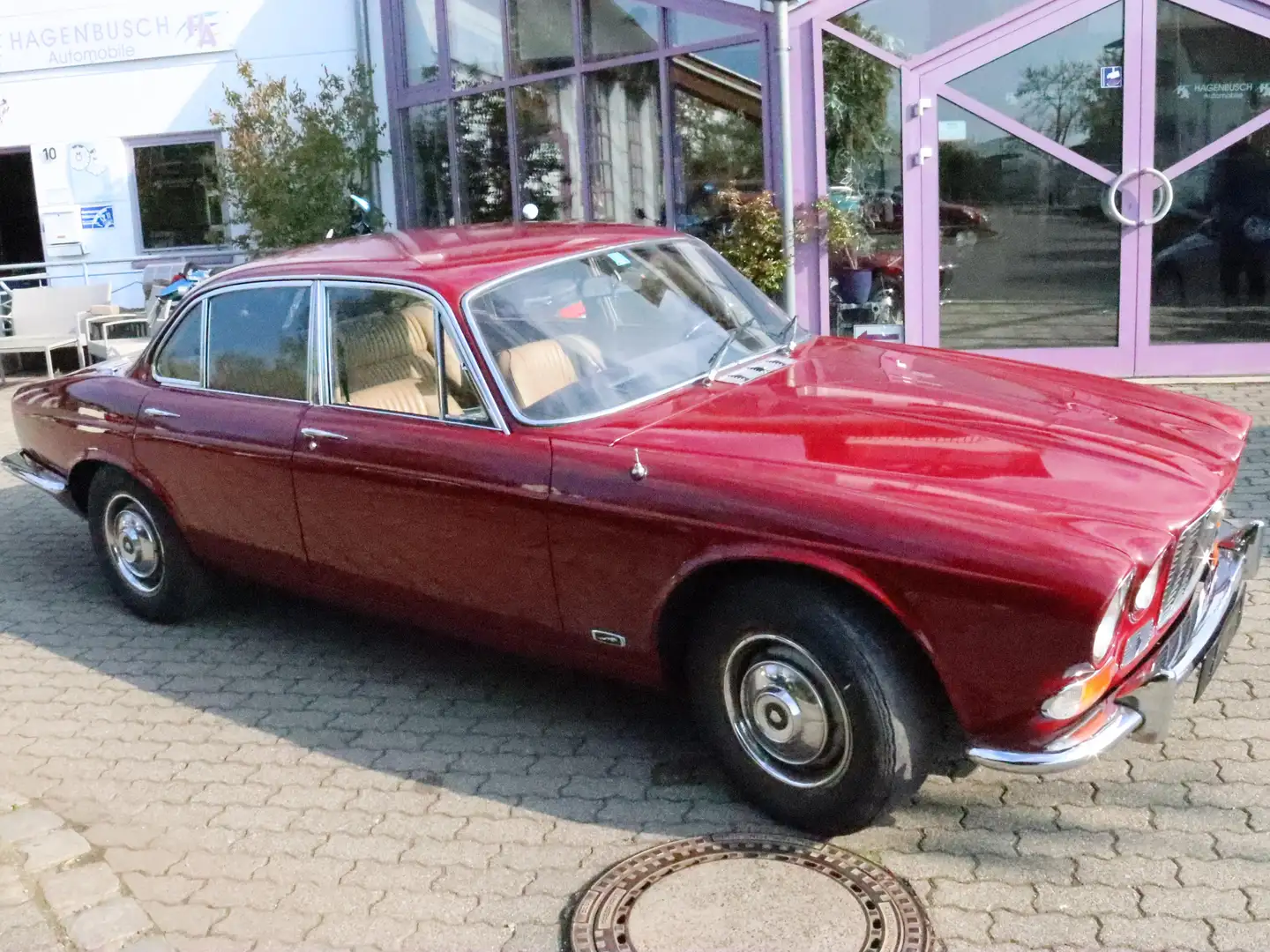 Jaguar XJ 6 4.2 Serie 1 Oldtimer Rouge - 2