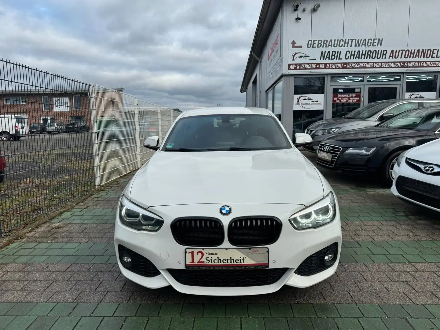 BMW 118 i M Sport Shadow Navi Led Sitzheizung Blanc - 2