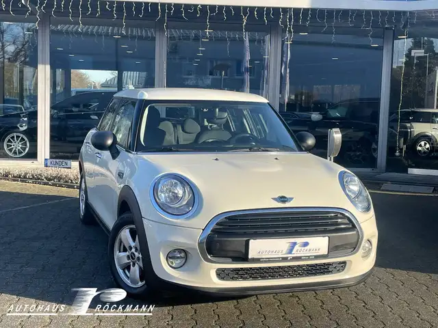 MINI One 5T. PDC SHZ Bluetooth