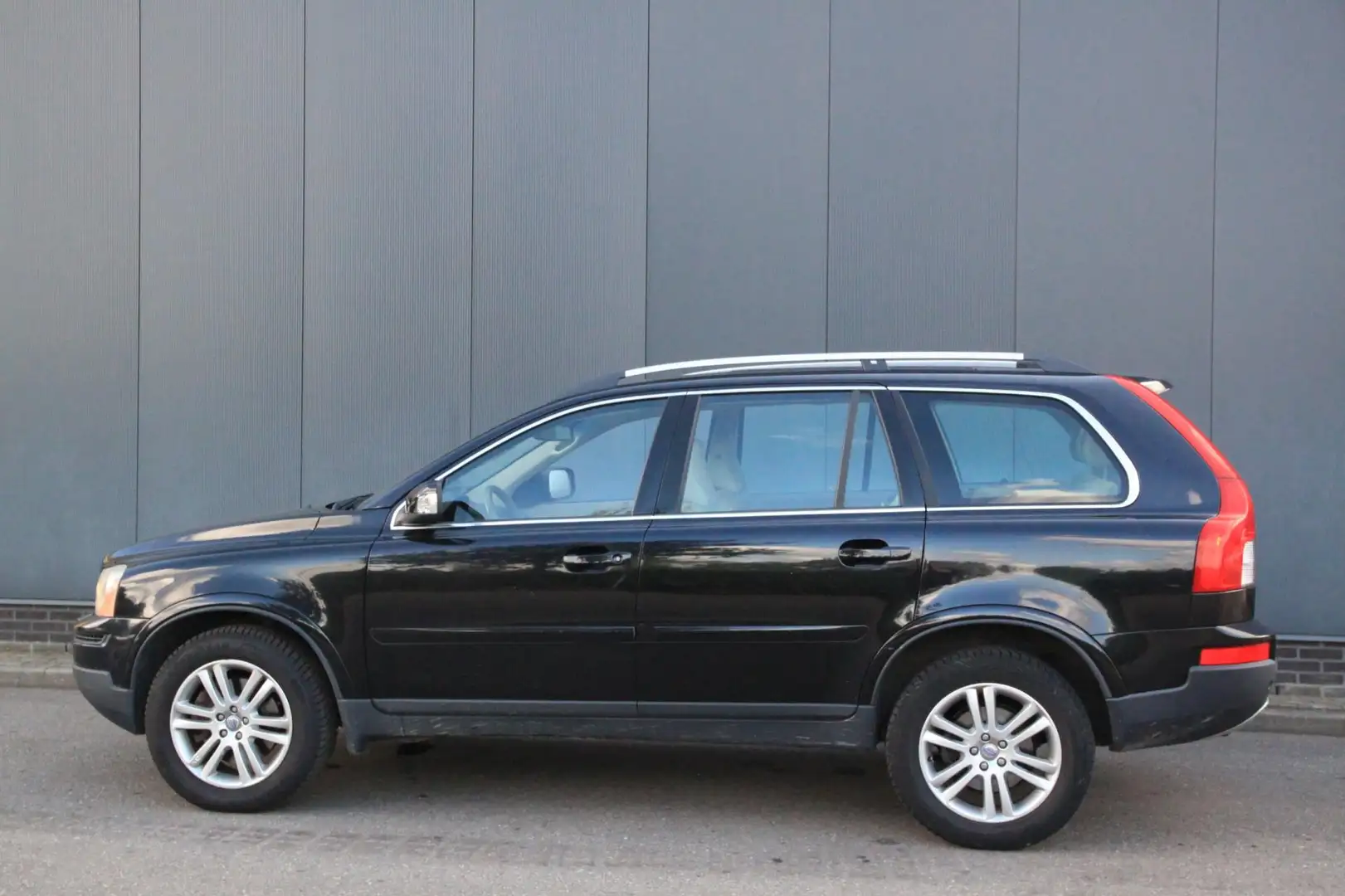 Volvo XC90 2.5 T Summum 7Pers./Leer/Parkeersensor/Nw.Model Fekete - 2