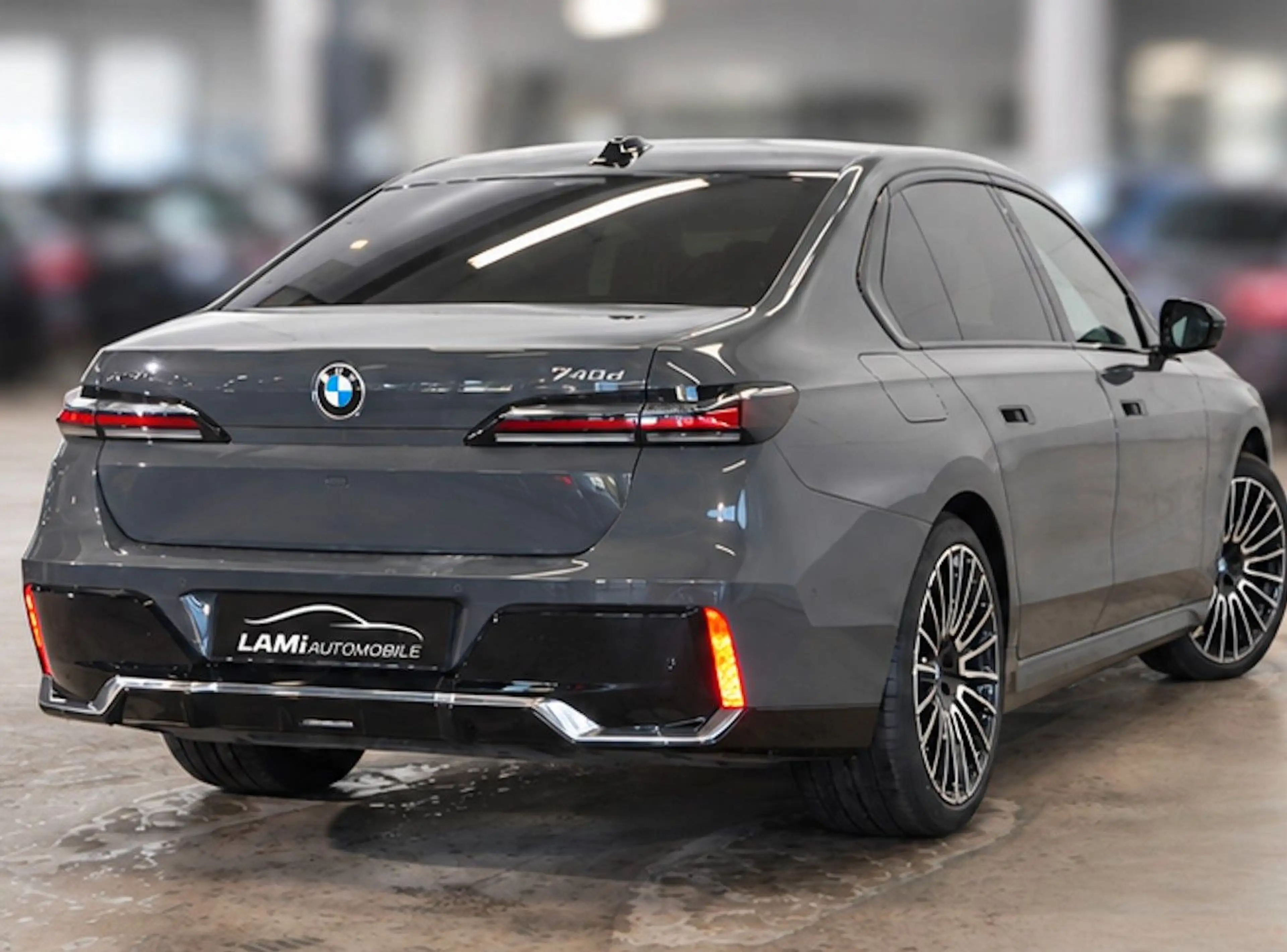 BMW 740 d xDrive M Sport EXECUTIVE A-TÜREN KRISTALL — photo 2