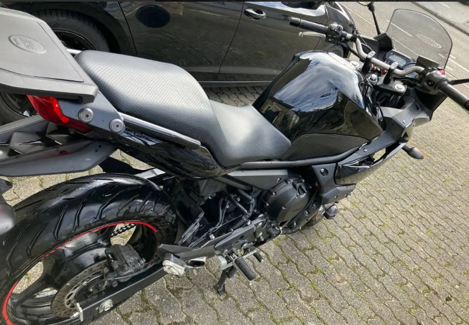 Yamaha XJ 6 Diversion ABS Zwart - 2