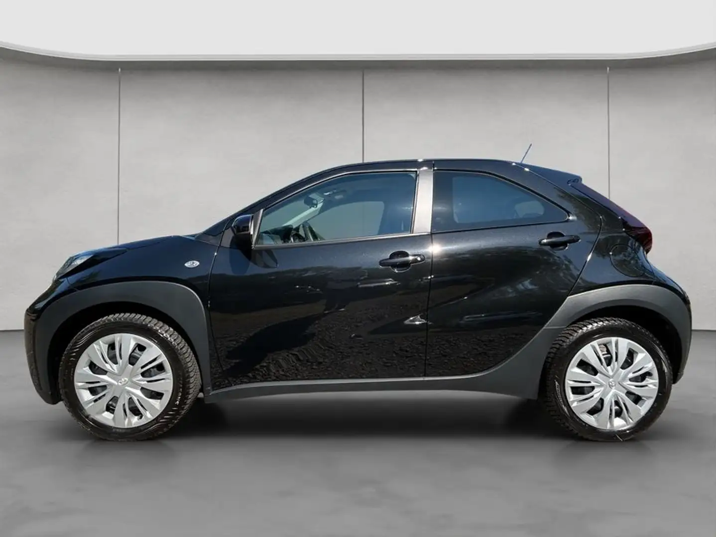 Toyota Aygo X X S-CVT Play Allwetter Zwart - 2