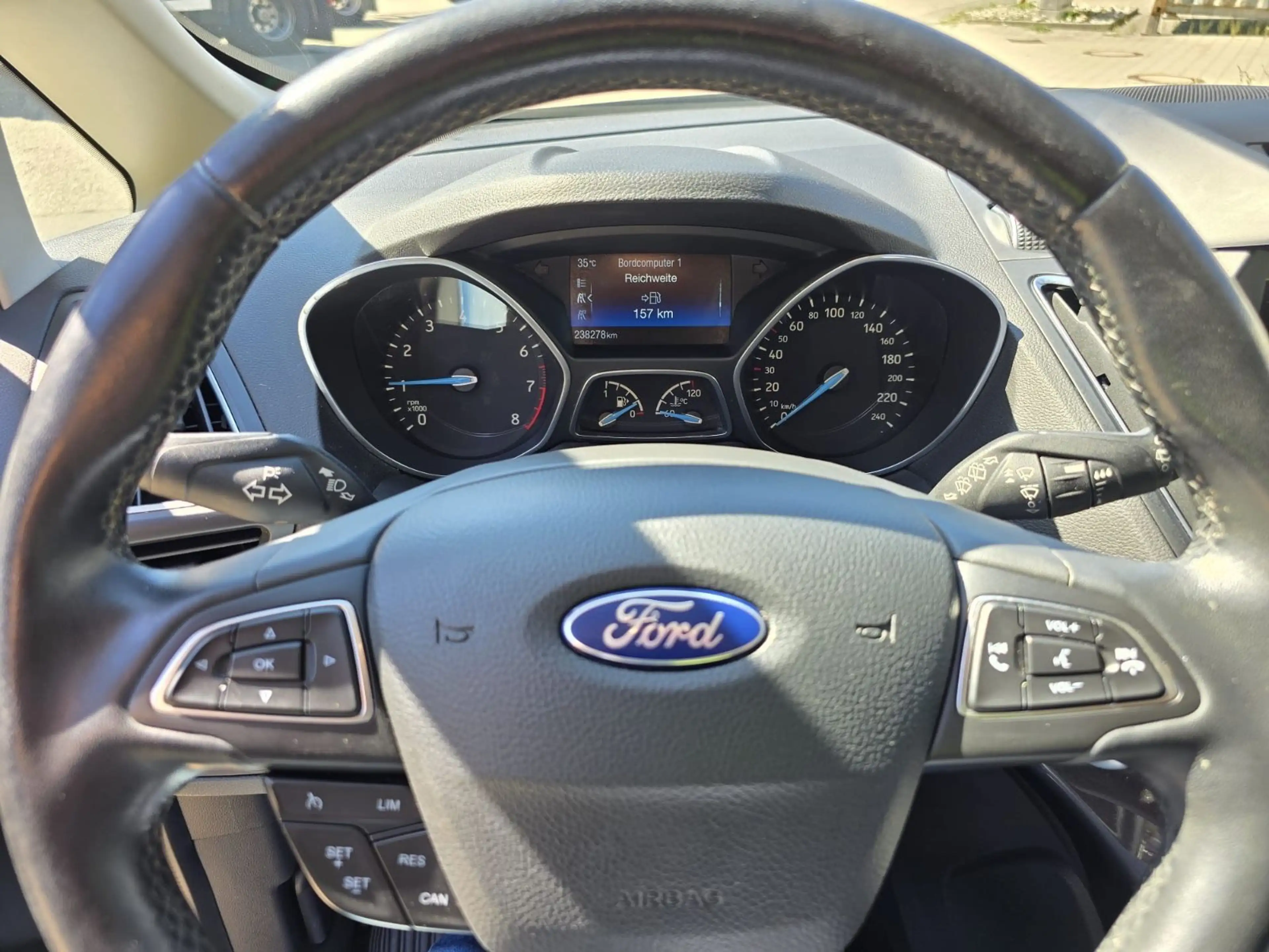 Ford Grand C-Max Grand C-MAX Titanium — photo 21