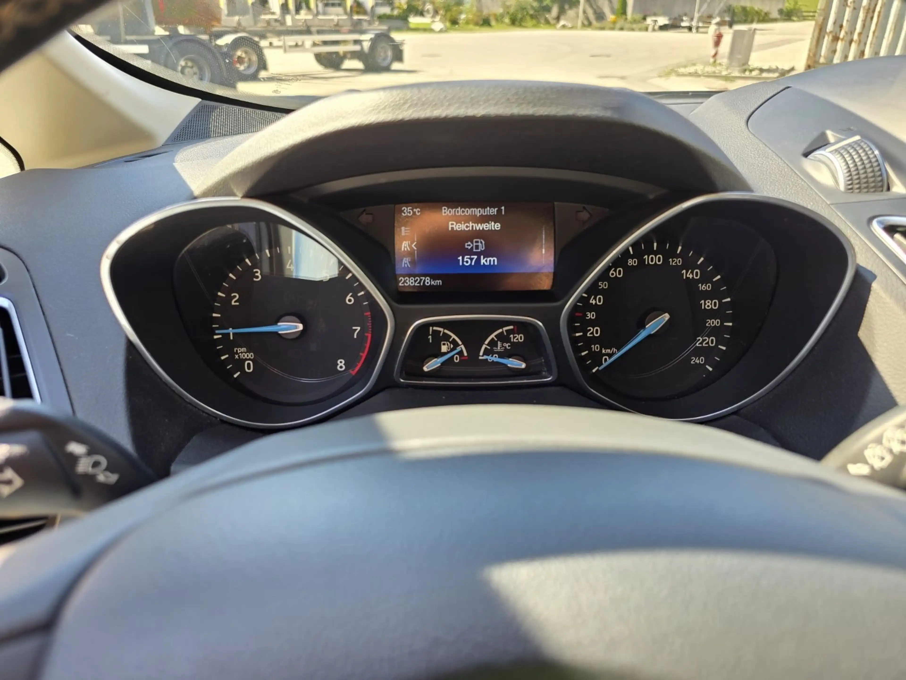 Ford Grand C-Max Grand C-MAX Titanium — photo 16