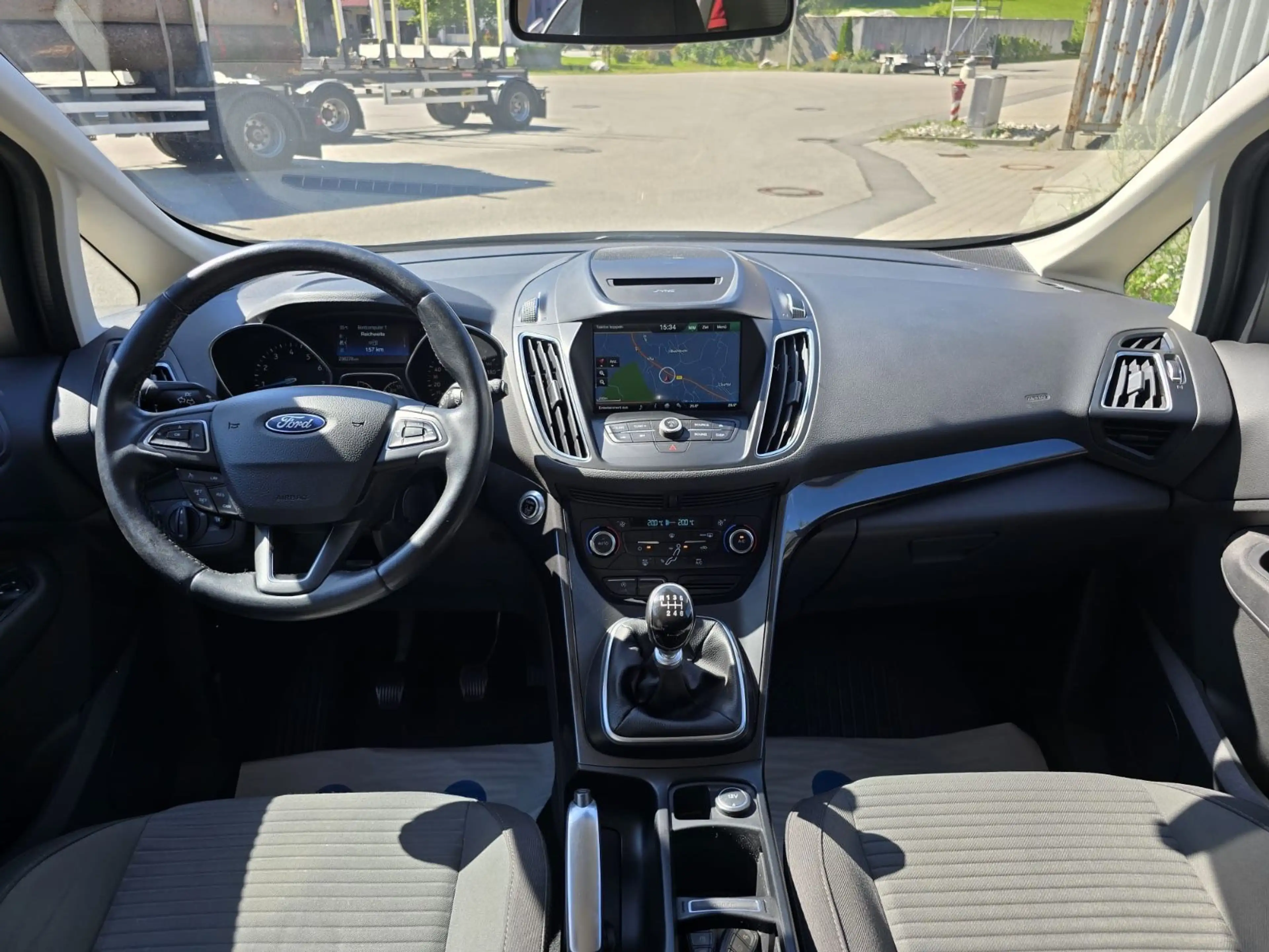 Ford Grand C-Max Grand C-MAX Titanium — photo 18