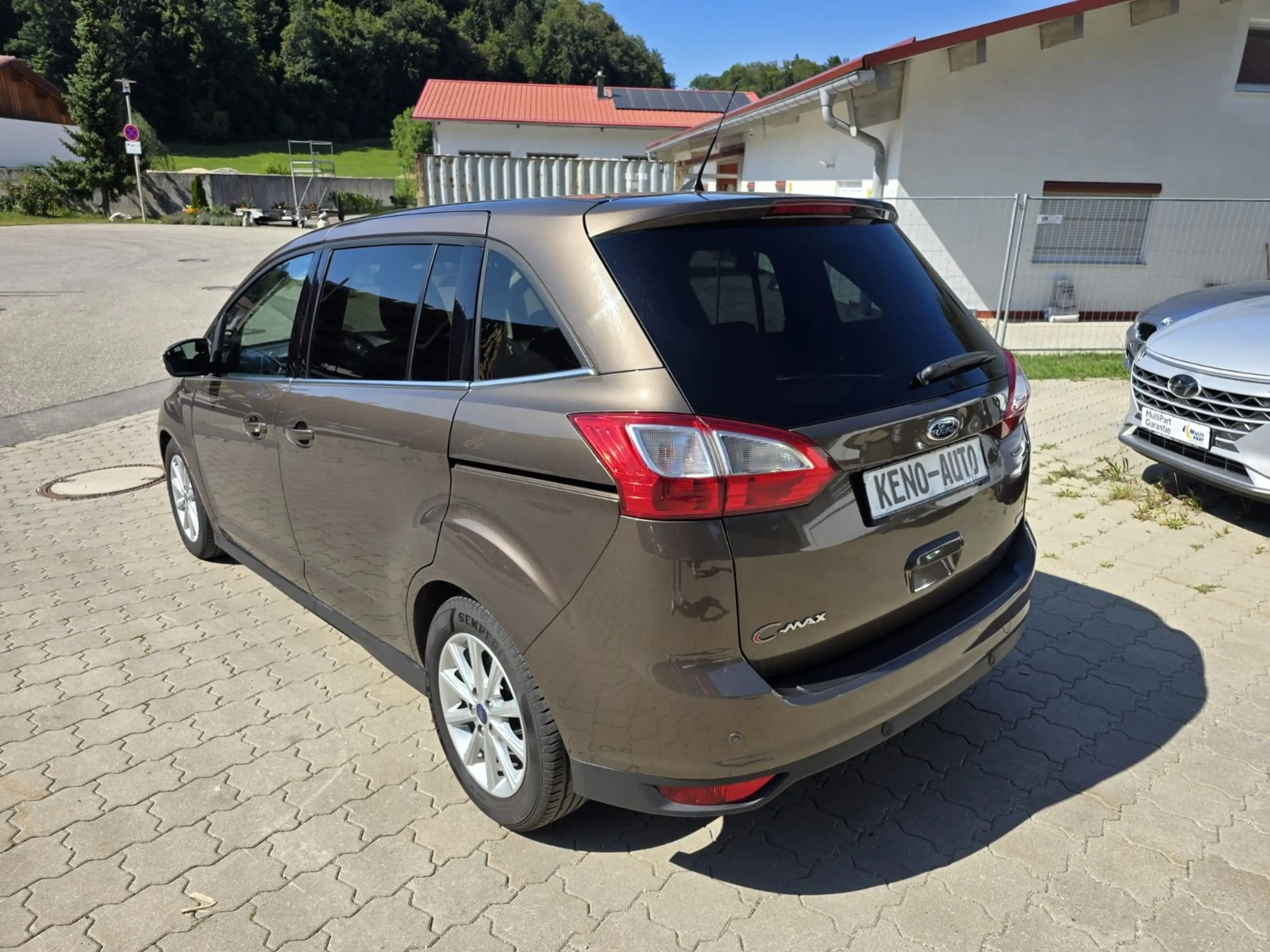 Ford Grand C-Max Grand C-MAX Titanium — photo 7