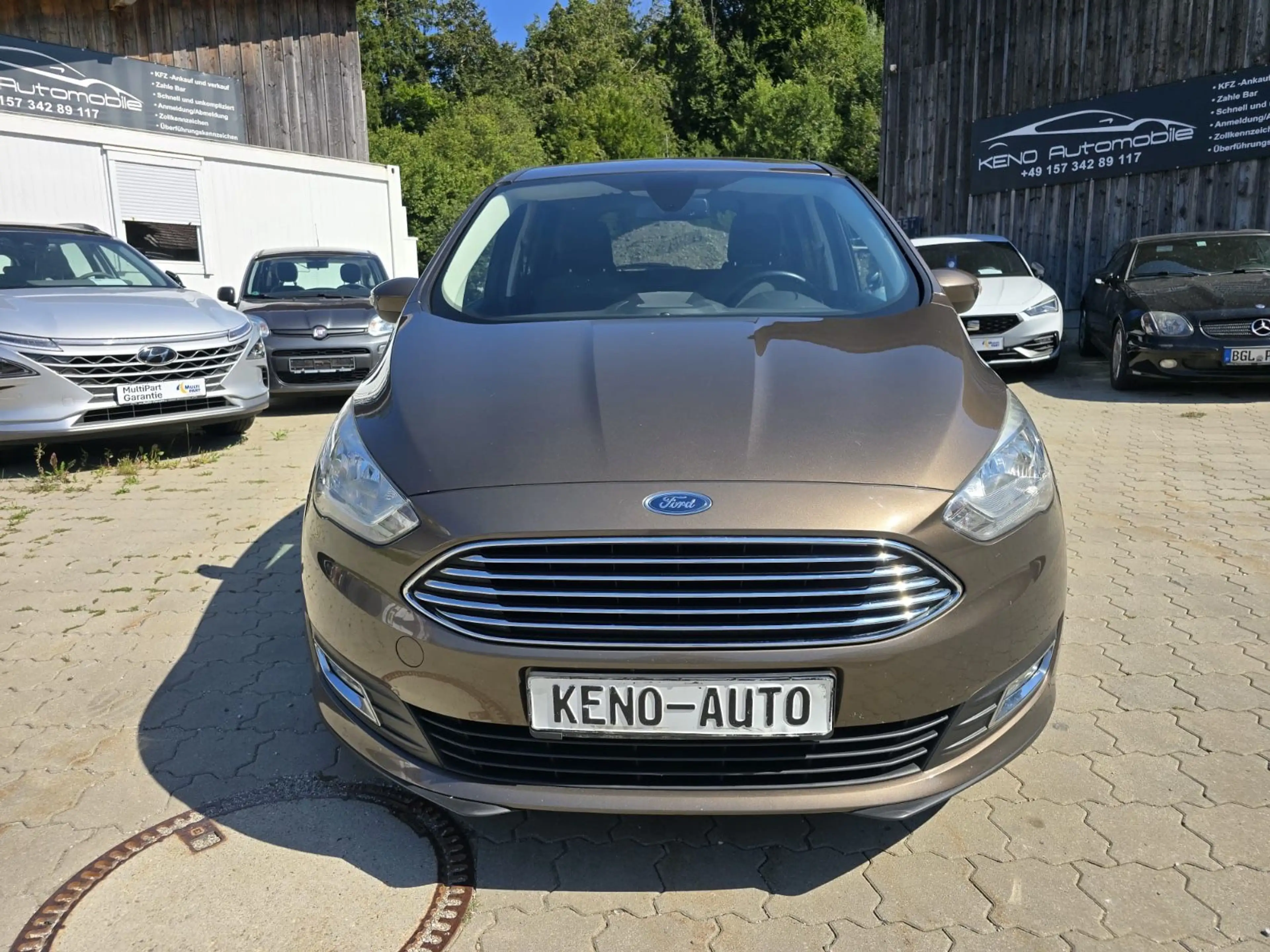 Ford Grand C-Max Grand C-MAX Titanium — photo 2