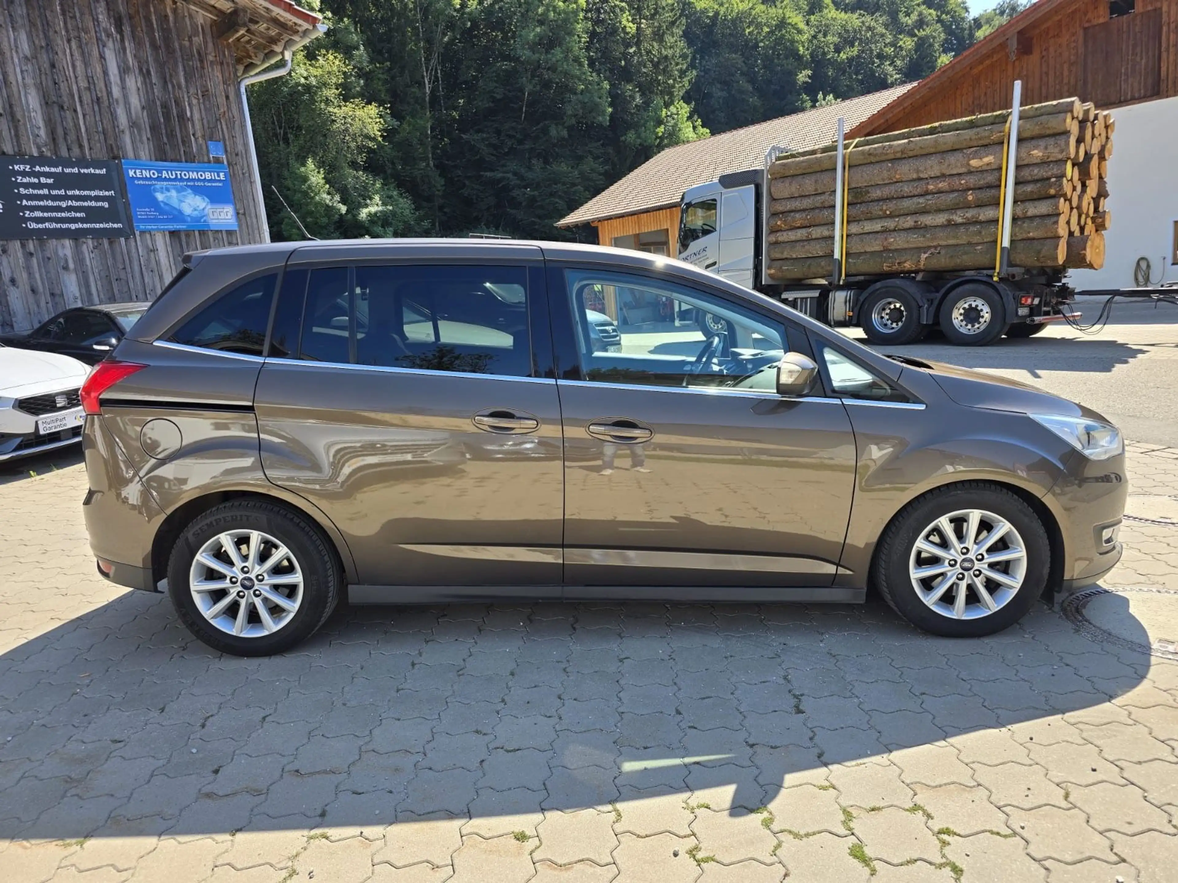 Ford Grand C-Max Grand C-MAX Titanium — photo 4