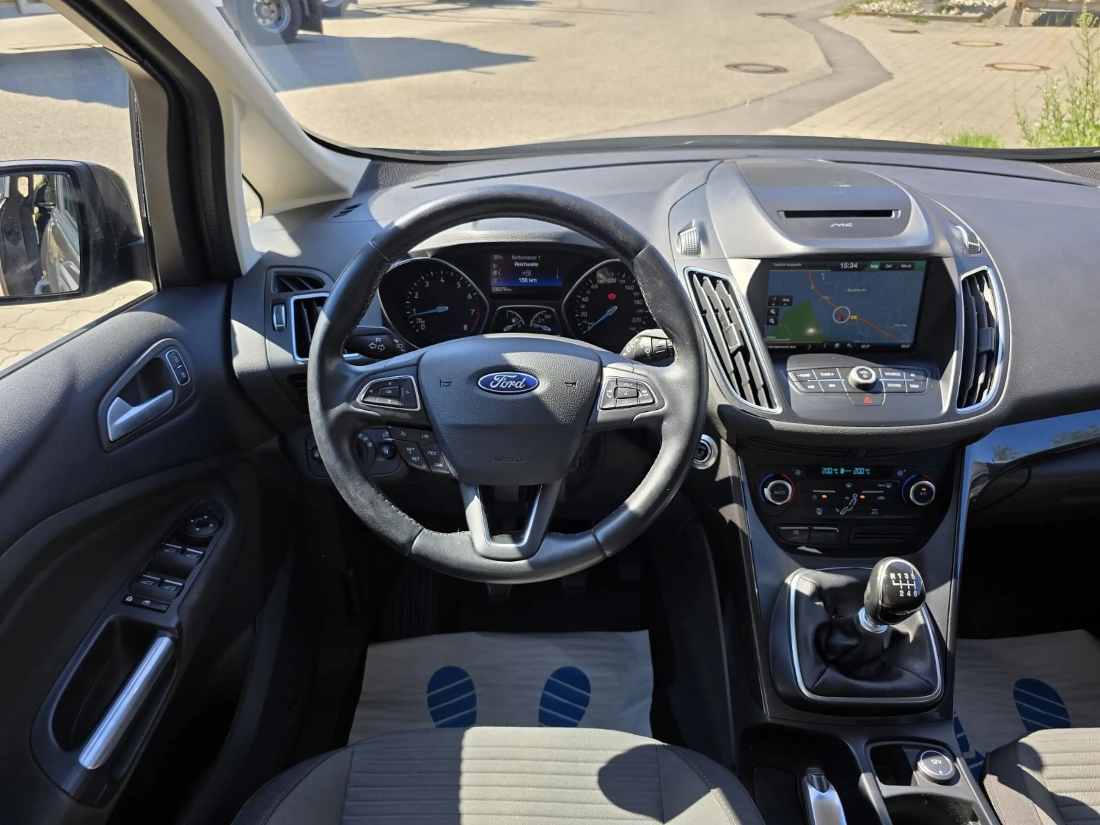 Ford Grand C-Max Grand C-MAX Titanium — photo 13