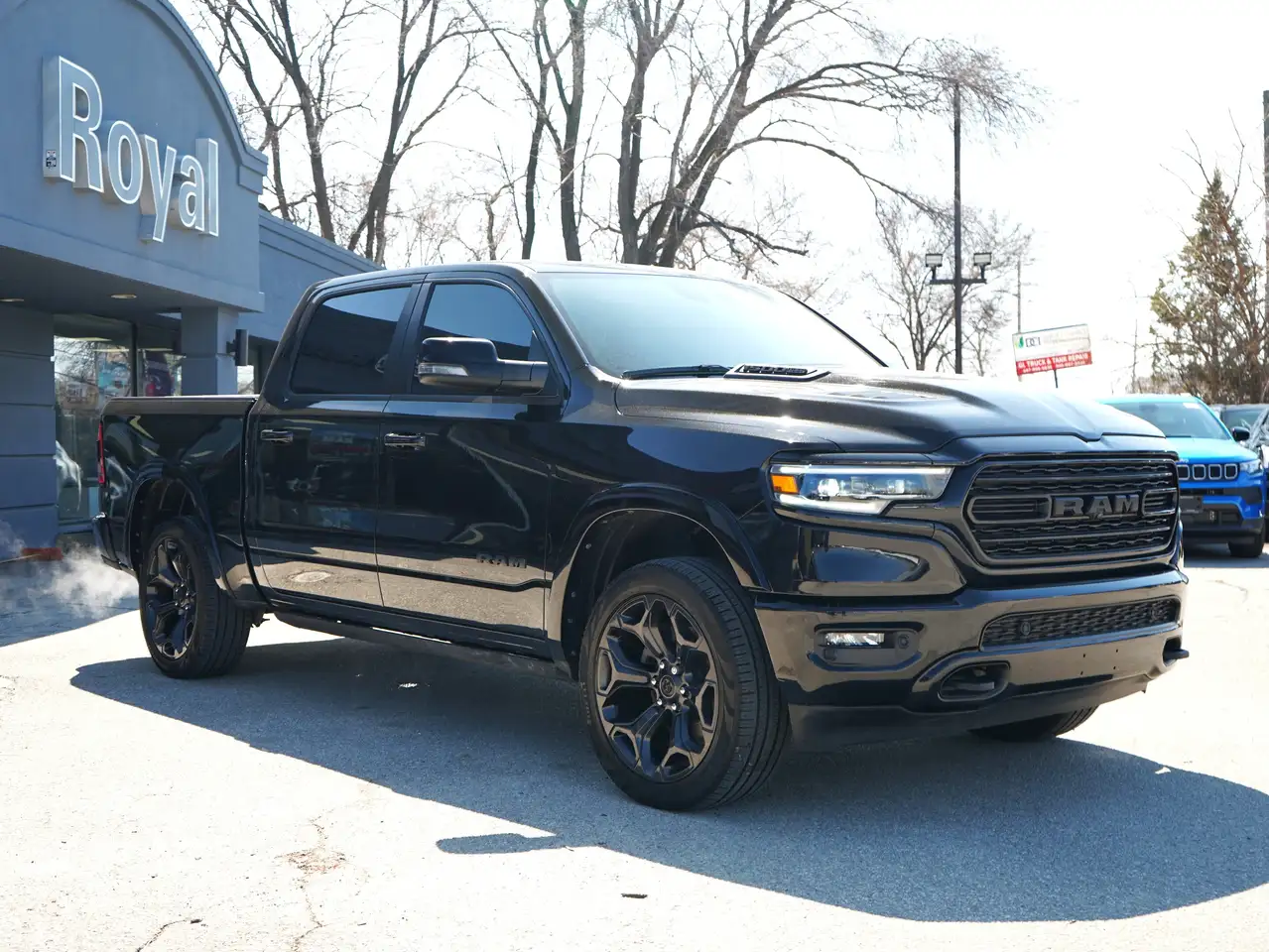 RAM 1500 снимка RAM 1500