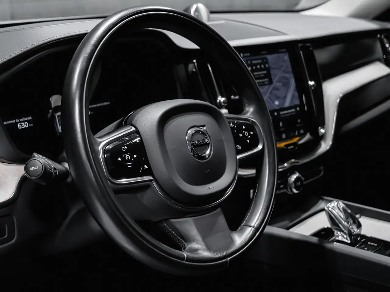 Volvo XC60 снимка Volvo XC60