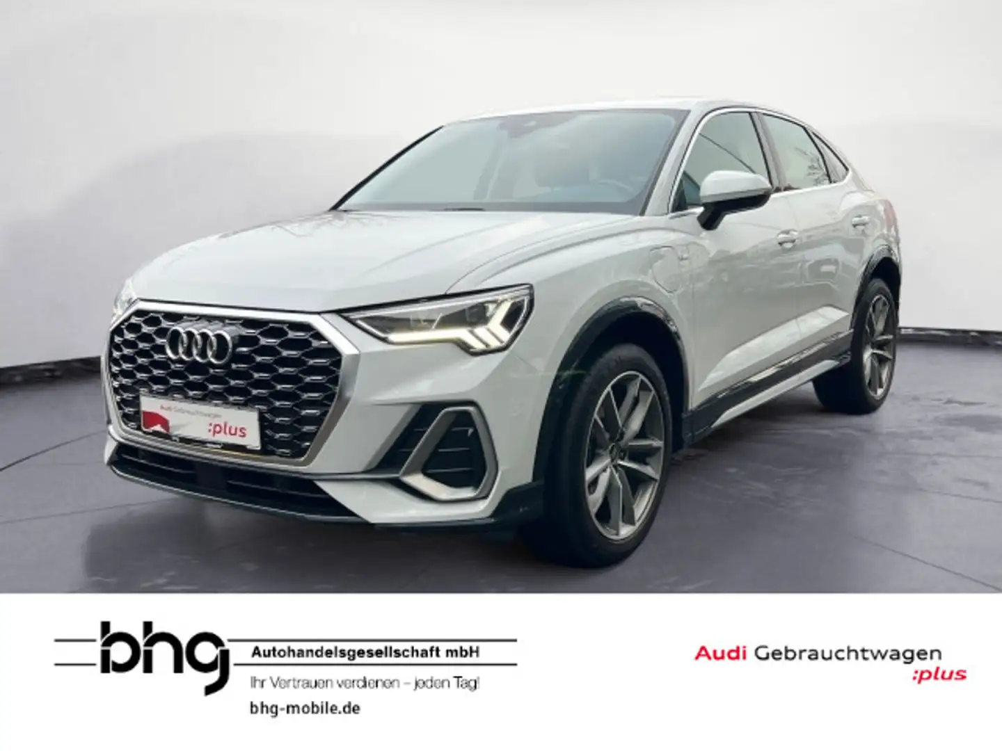 Audi Q3 45 TFSIe S-line LED/Kamera/B&O/ACC/ Blanc - 1