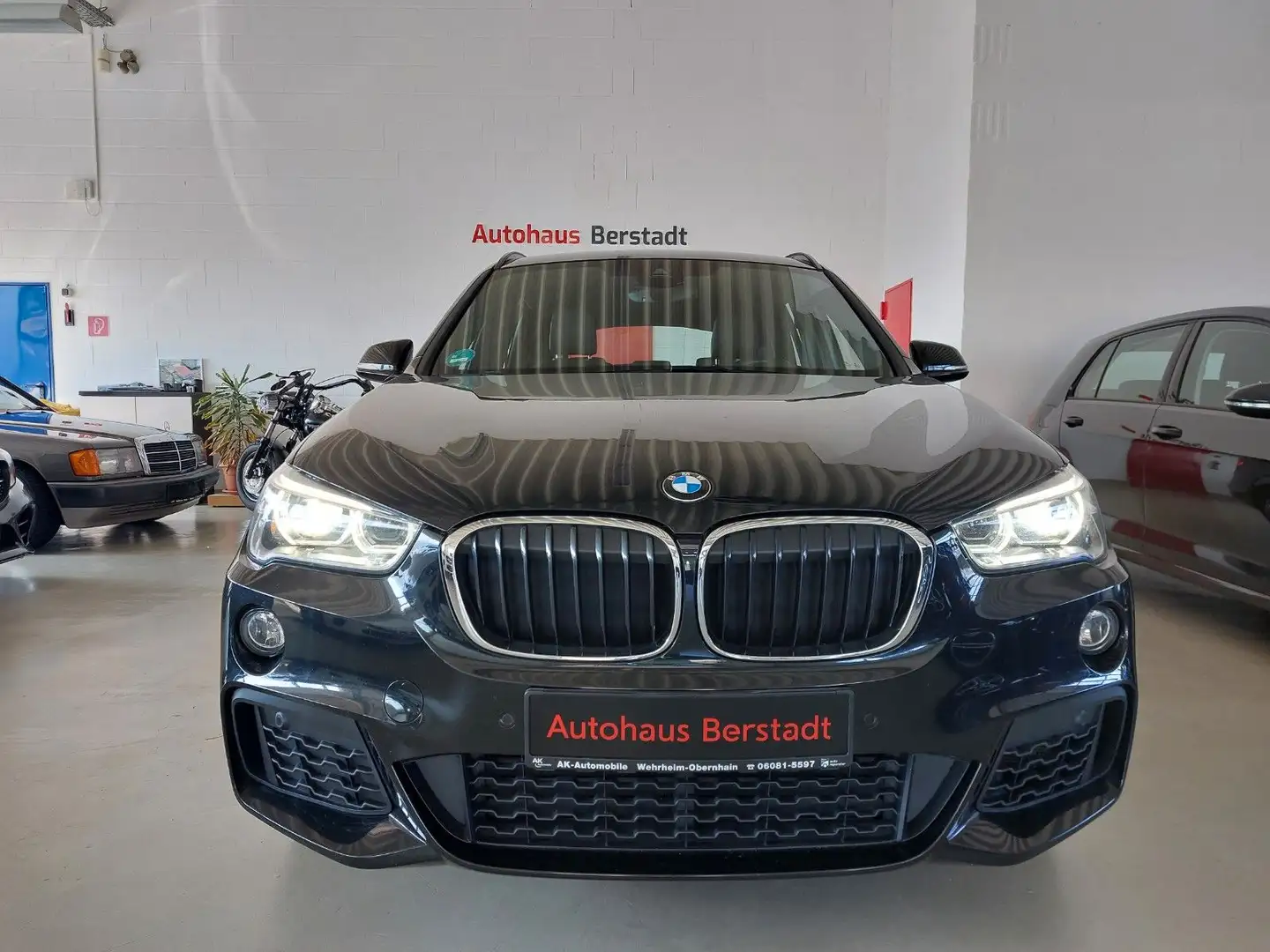 BMW X1 sDrive 18 i M Sport Navi*Kamera*Leder*LED*PDC Schwarz - 2