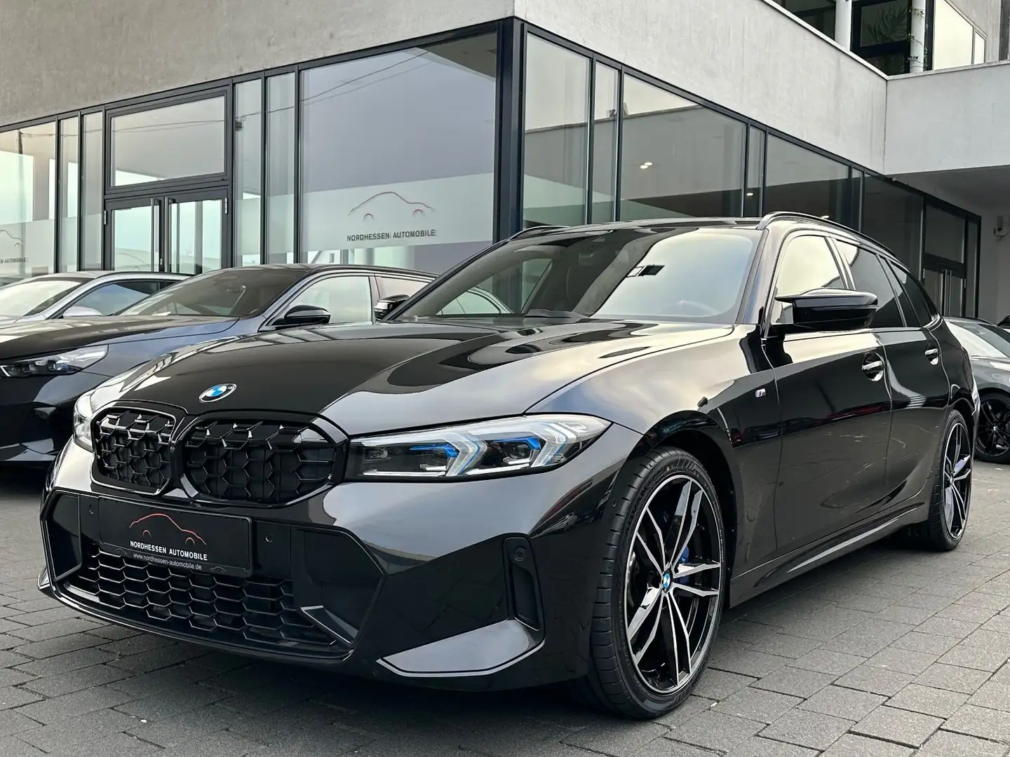 BMW 340 M340 i xDrive Touring | Panorama | 360° | 19" Noir - 1