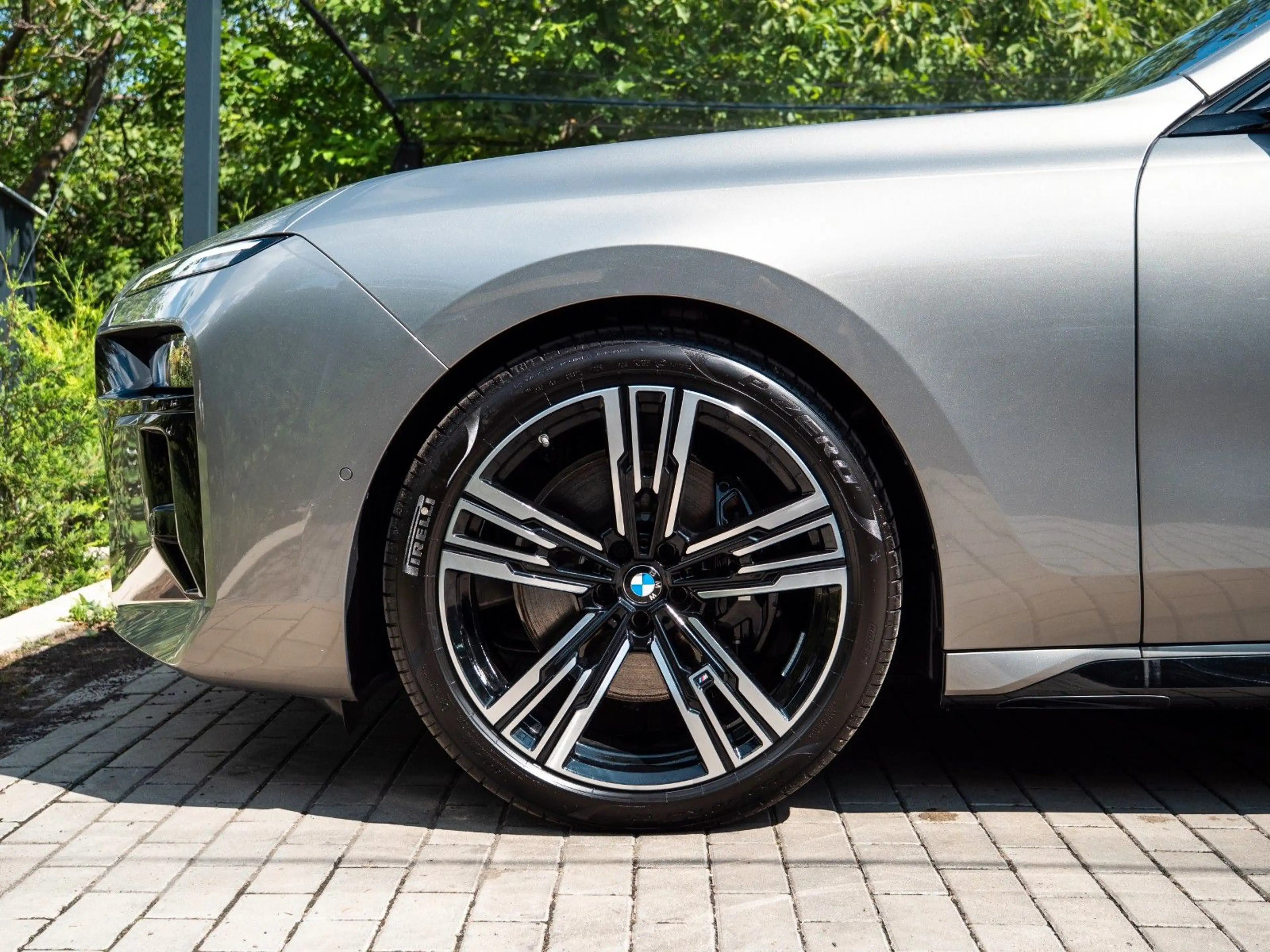 BMW 740 d M SPORT PRO.INDIVID.MASSAGE.B&W.SKY.5/100 — photo 7