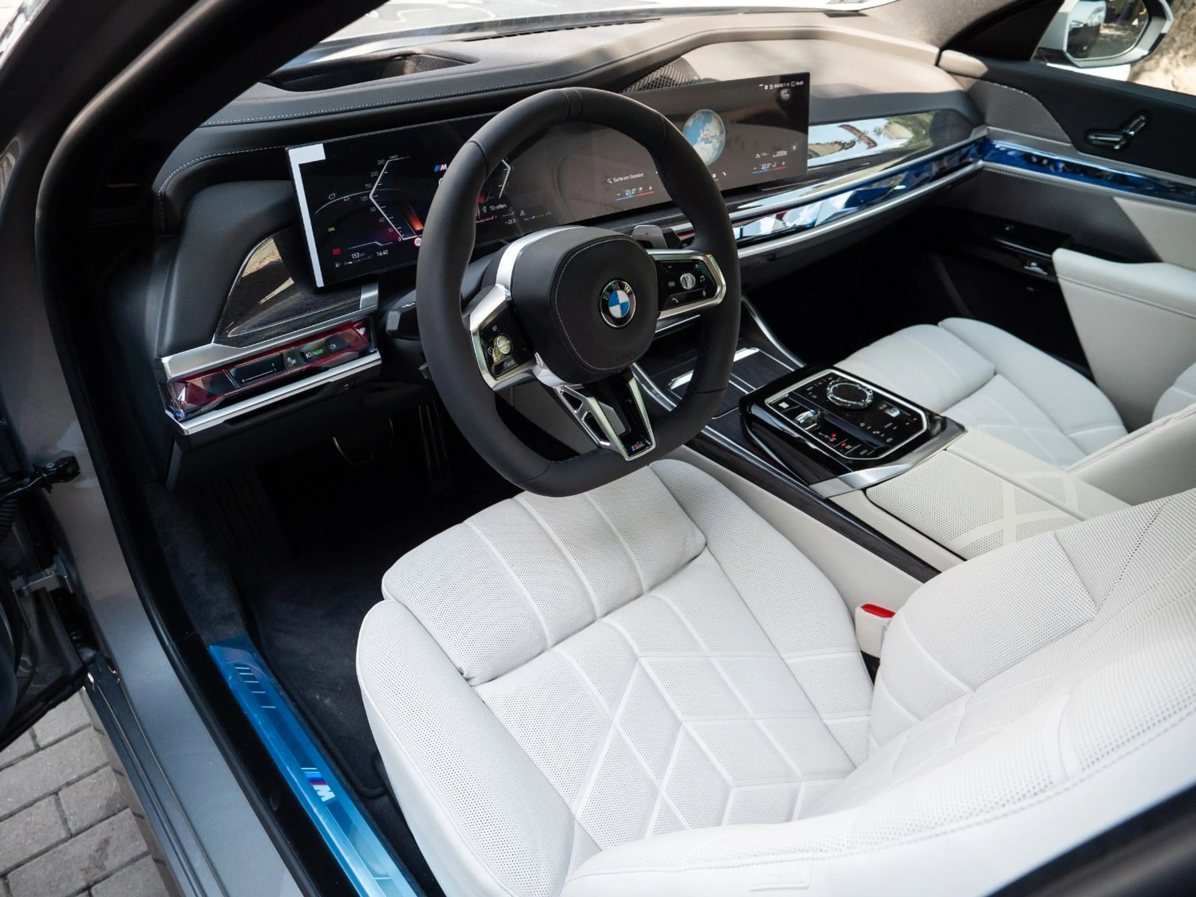 BMW 740 d M SPORT PRO.INDIVID.MASSAGE.B&W.SKY.5/100 — photo 15